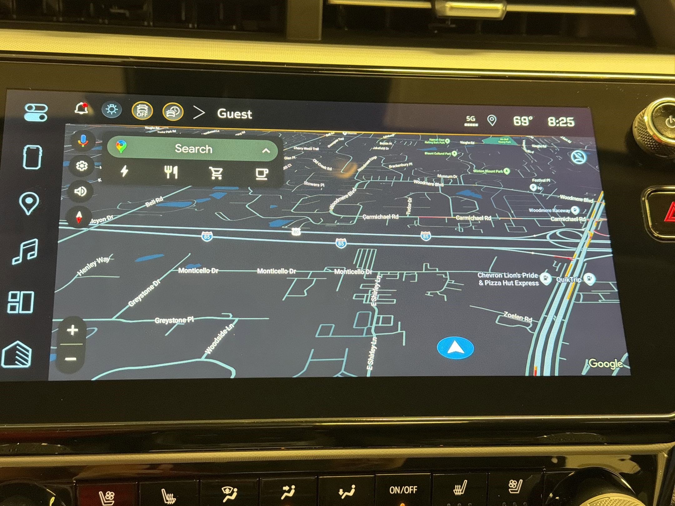 2027 Chevrolet Bolt RS - Photo 25