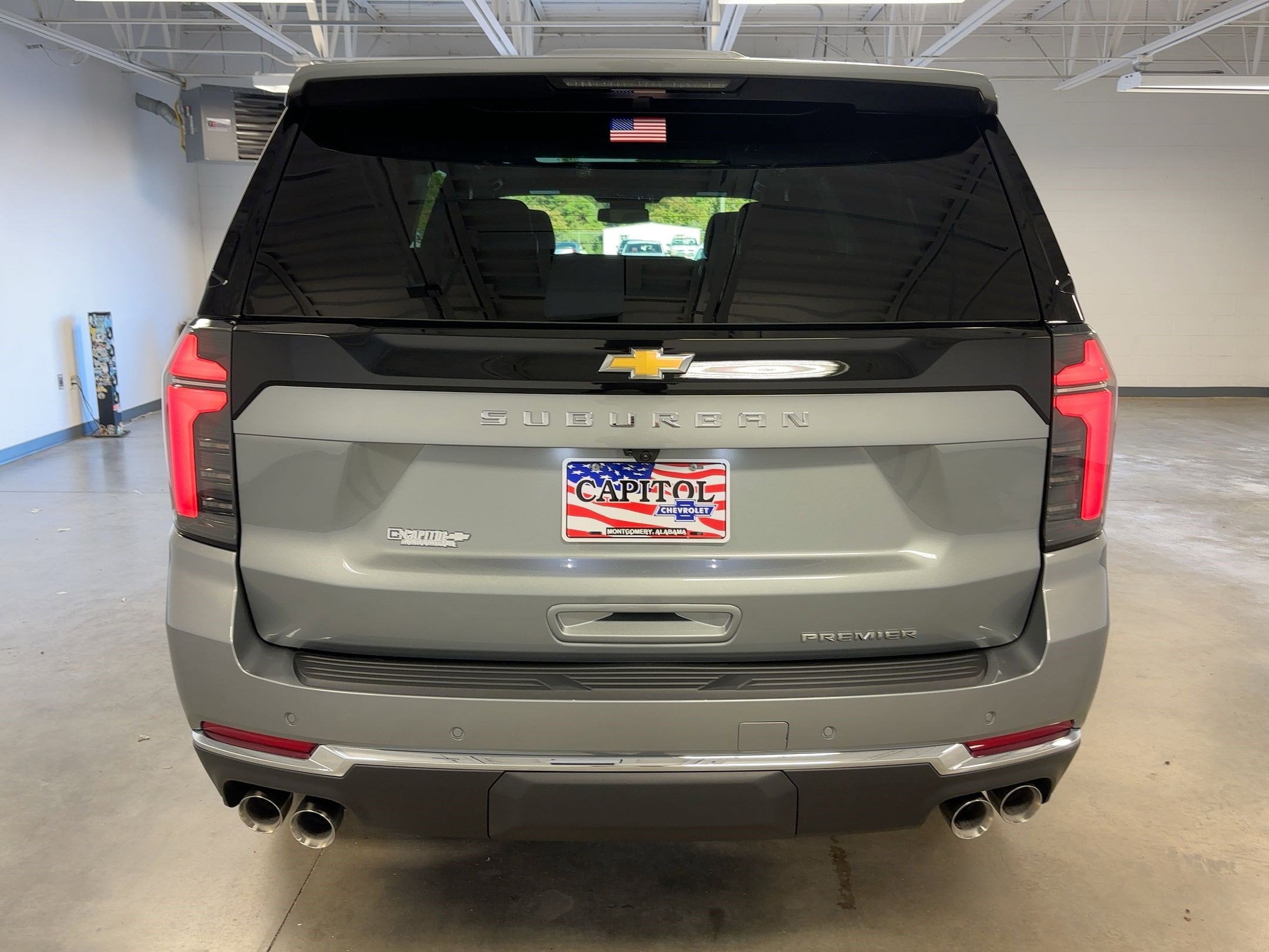2026 Chevrolet Suburban Premier - Photo 9