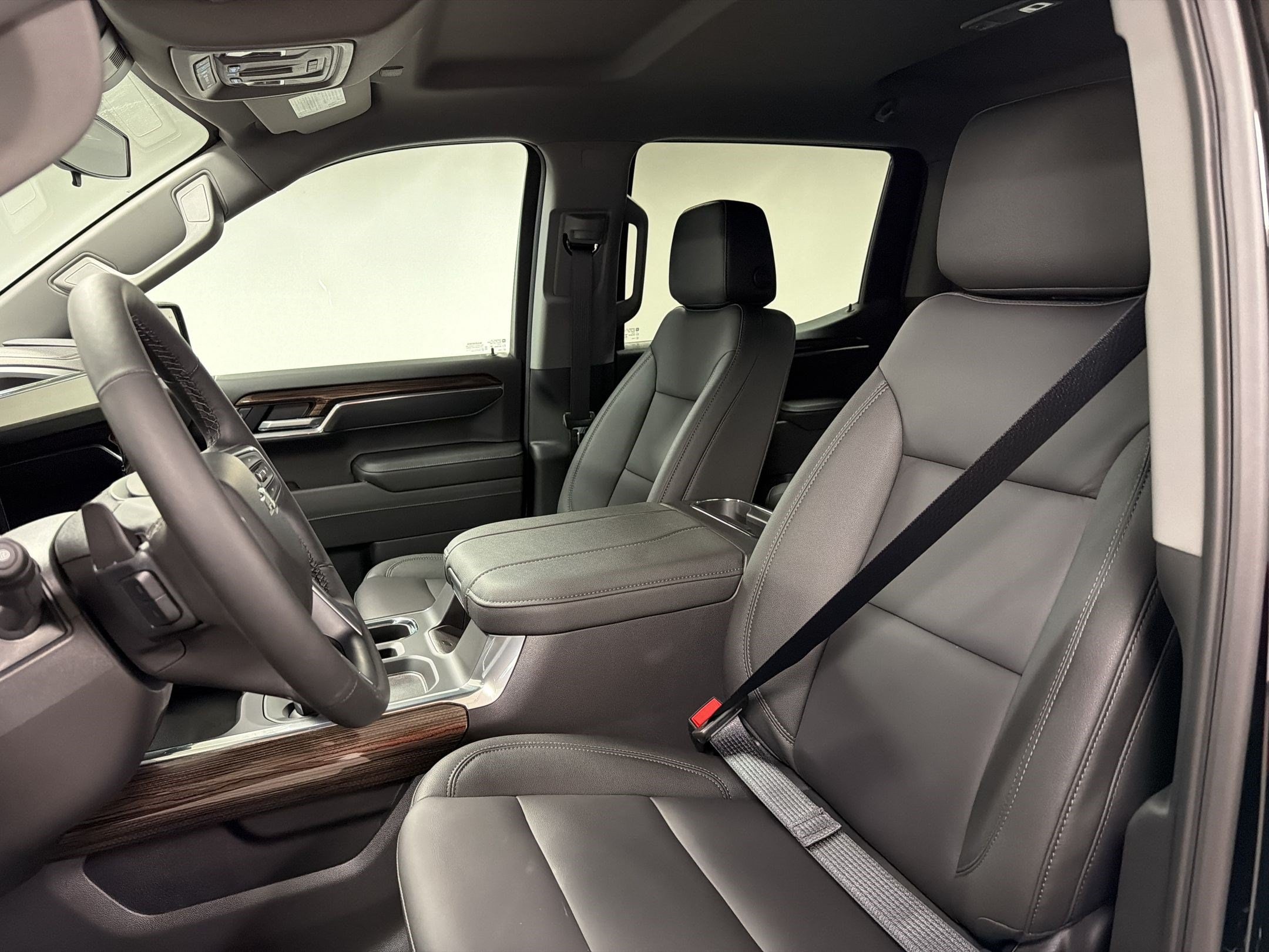 2026 Chevrolet Silverado 1500 LT Trail Boss - Photo 4