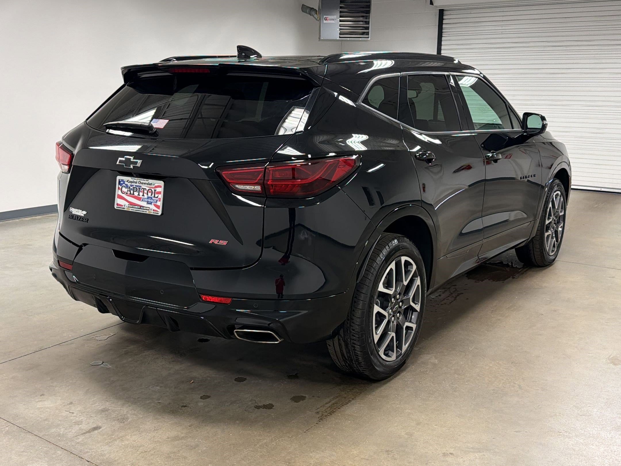 2025 Chevrolet Blazer RS photo 3