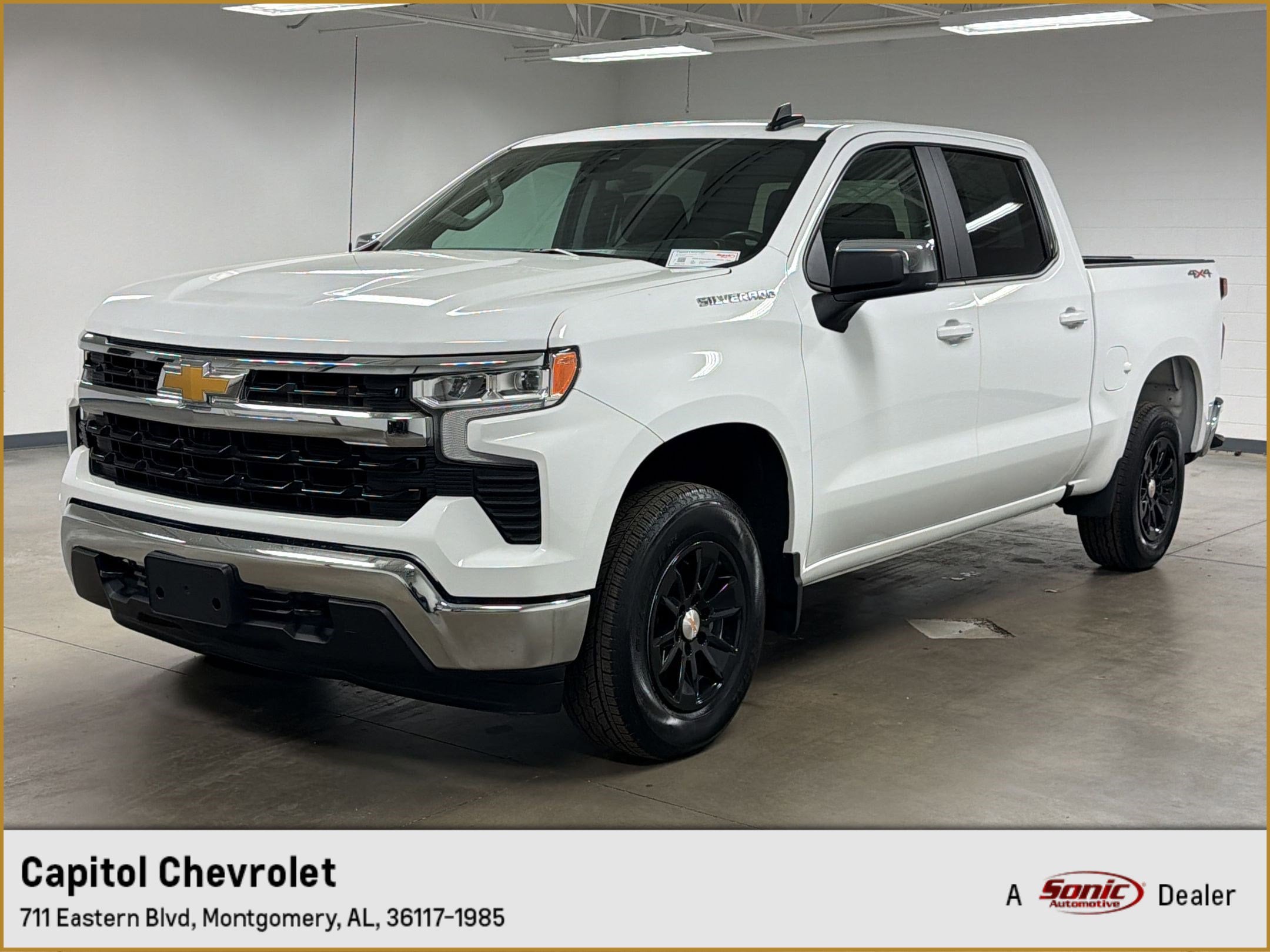 2025 Chevrolet Silverado 1500 LT photo 1