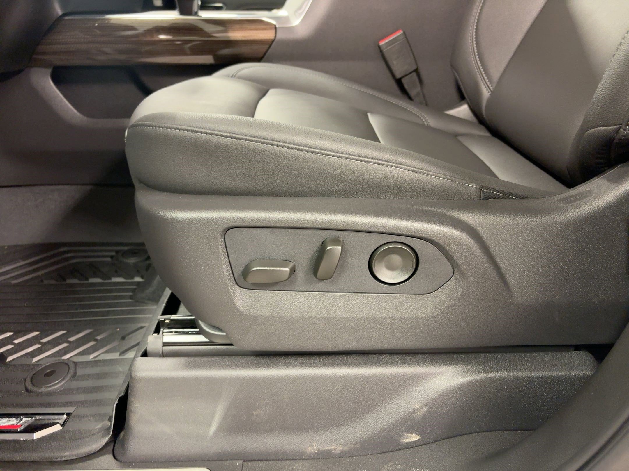 2026 Chevrolet Silverado 1500 LT Trail Boss - Photo 12