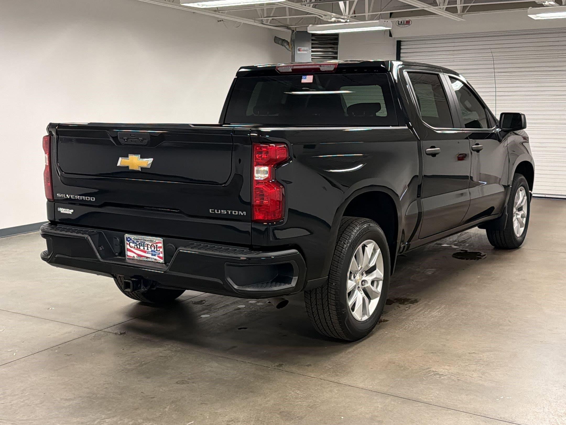2023 Chevrolet Silverado 1500 Custom photo 6
