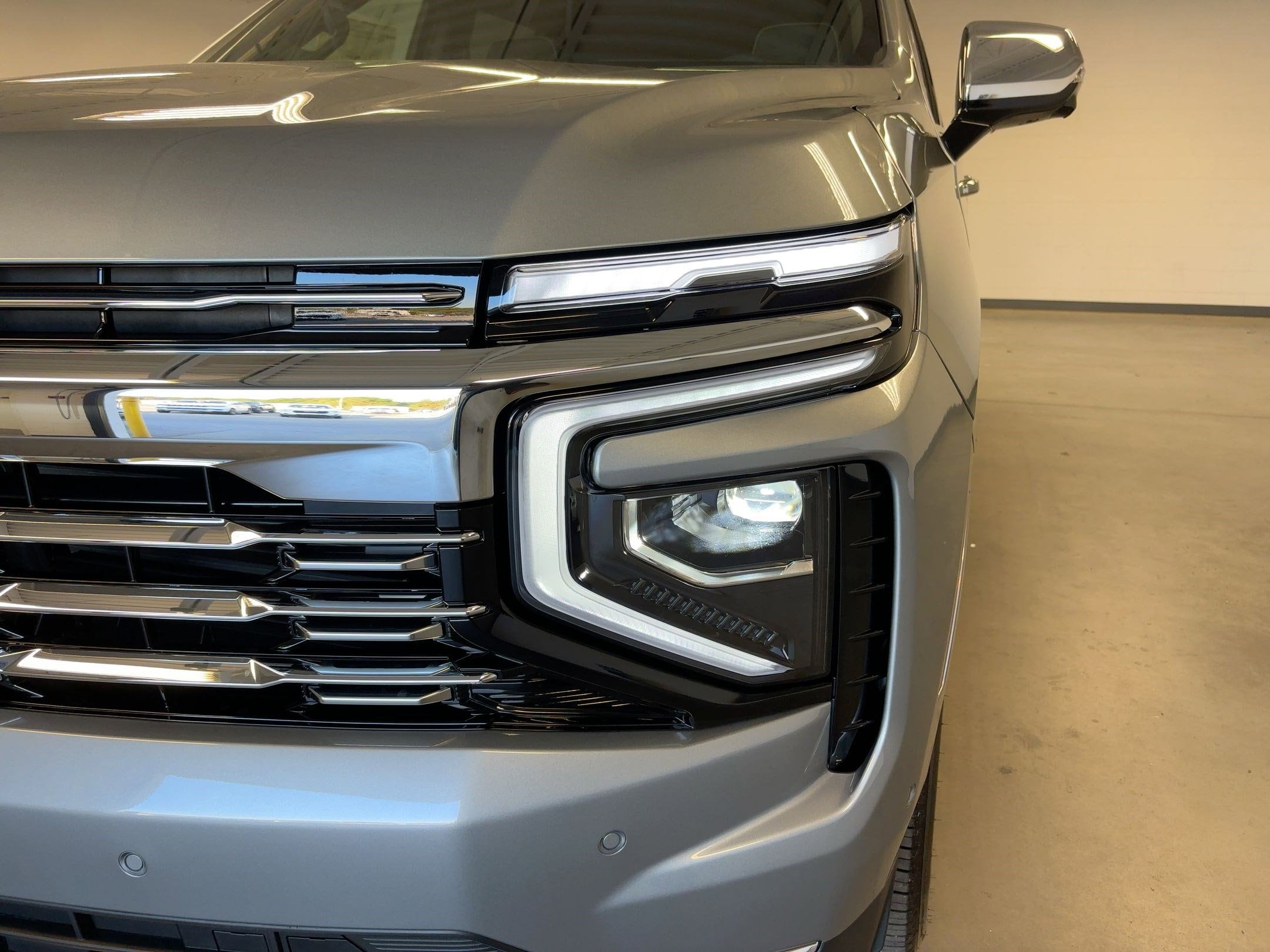 2026 Chevrolet Suburban Premier - Photo 10