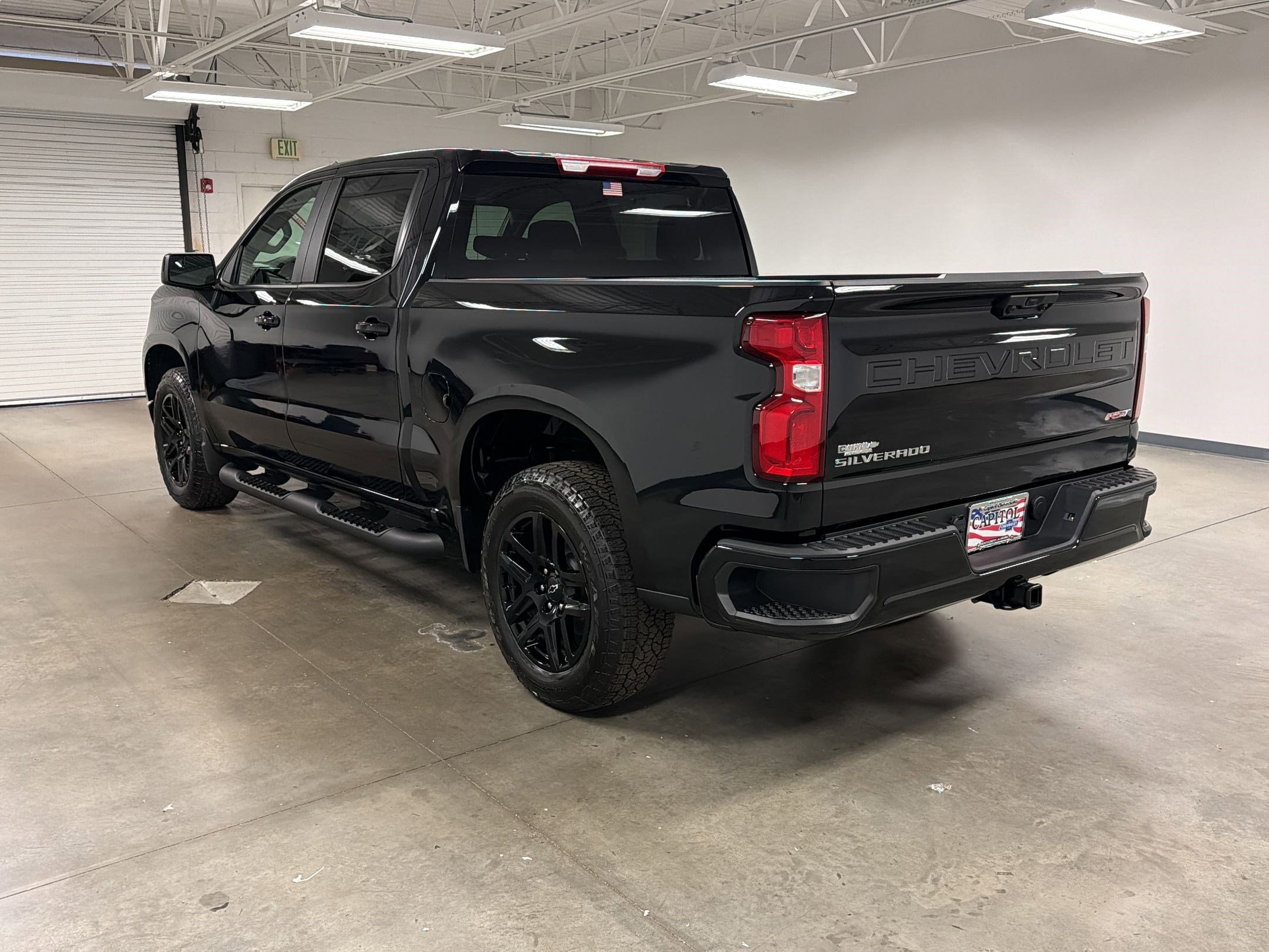 2026 Chevrolet Silverado 1500 RST photo 2