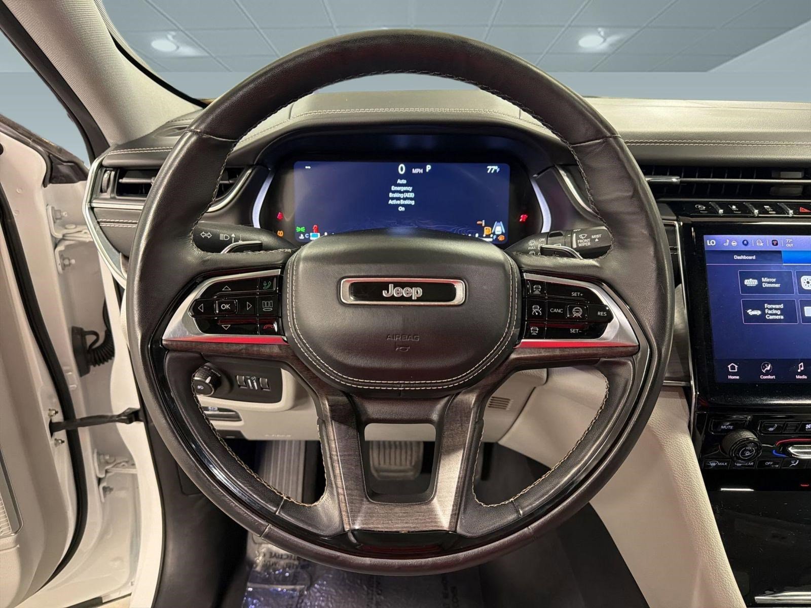 2023 Jeep Grand Cherokee Overland - Photo 17