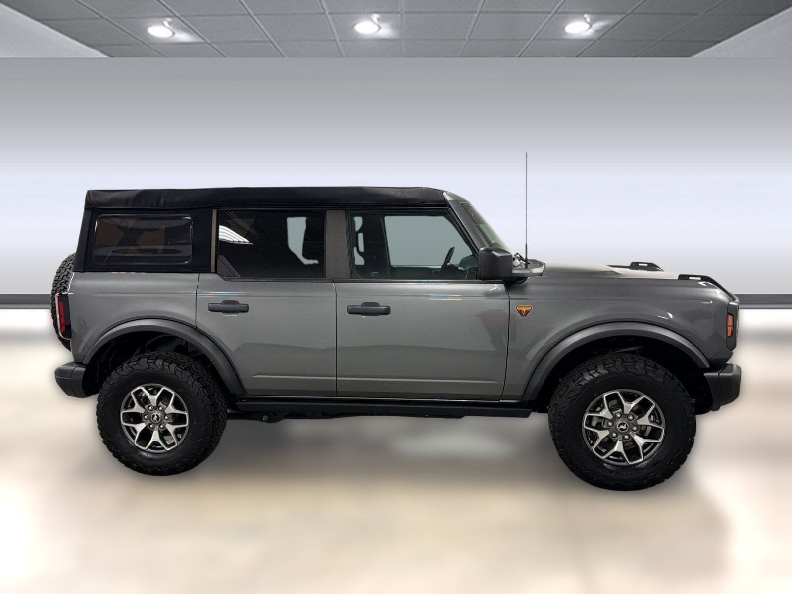 2023 Ford Bronco 4-Door Badlands - Photo 7