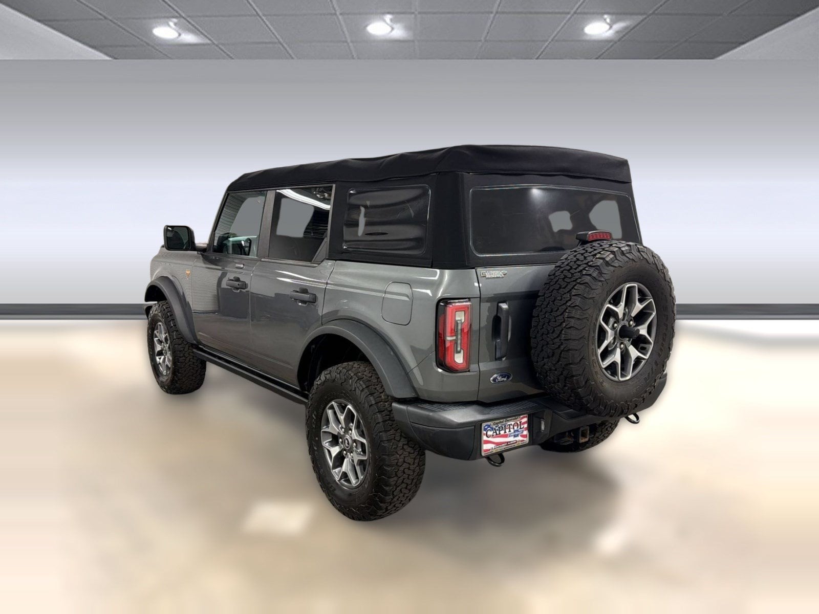 2023 Ford Bronco 4-Door Badlands - Photo 3