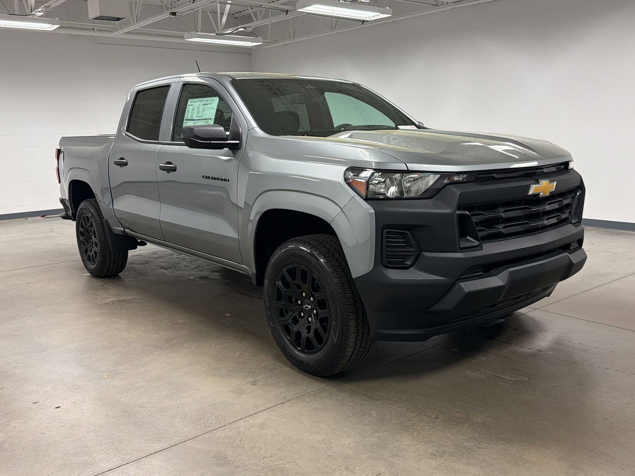2026 Chevrolet Colorado WT photo 5