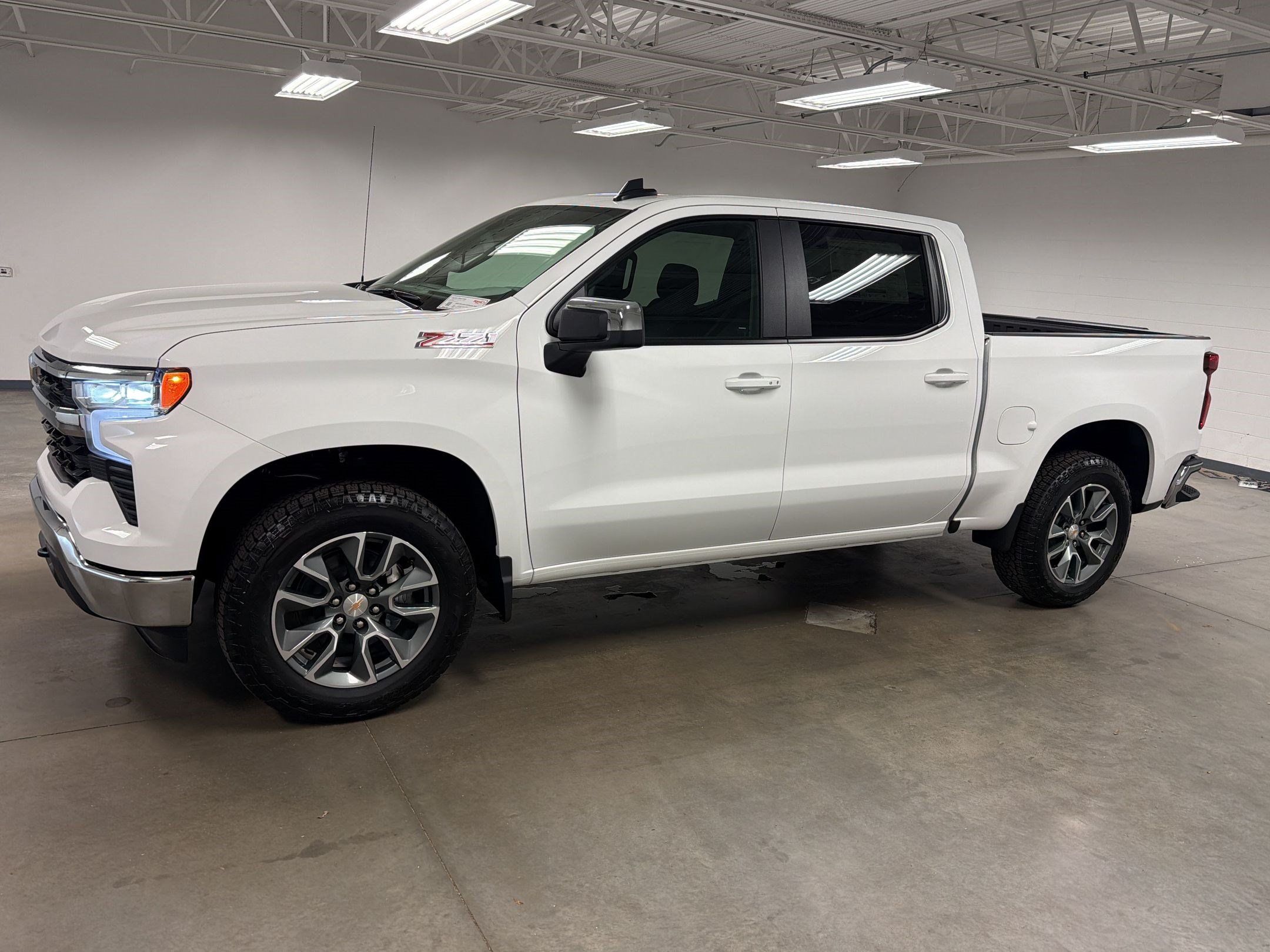 2026 Chevrolet Silverado 1500 LT - Photo 25