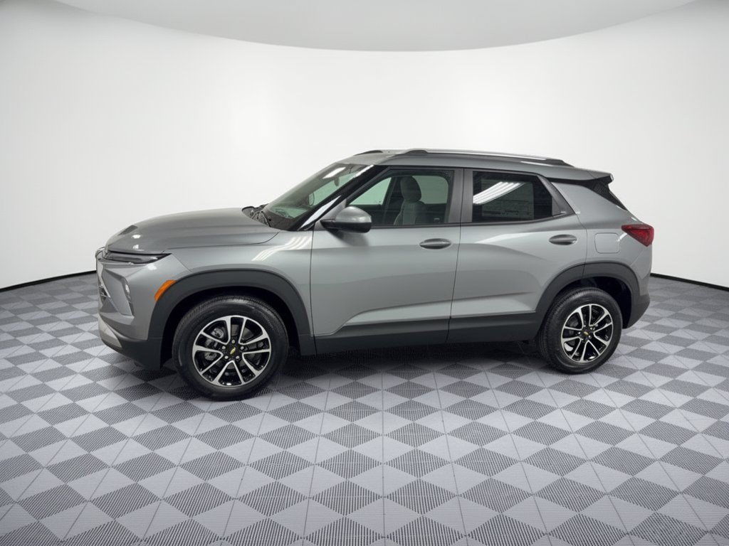 2026 Chevrolet Trailblazer LT - Photo 2