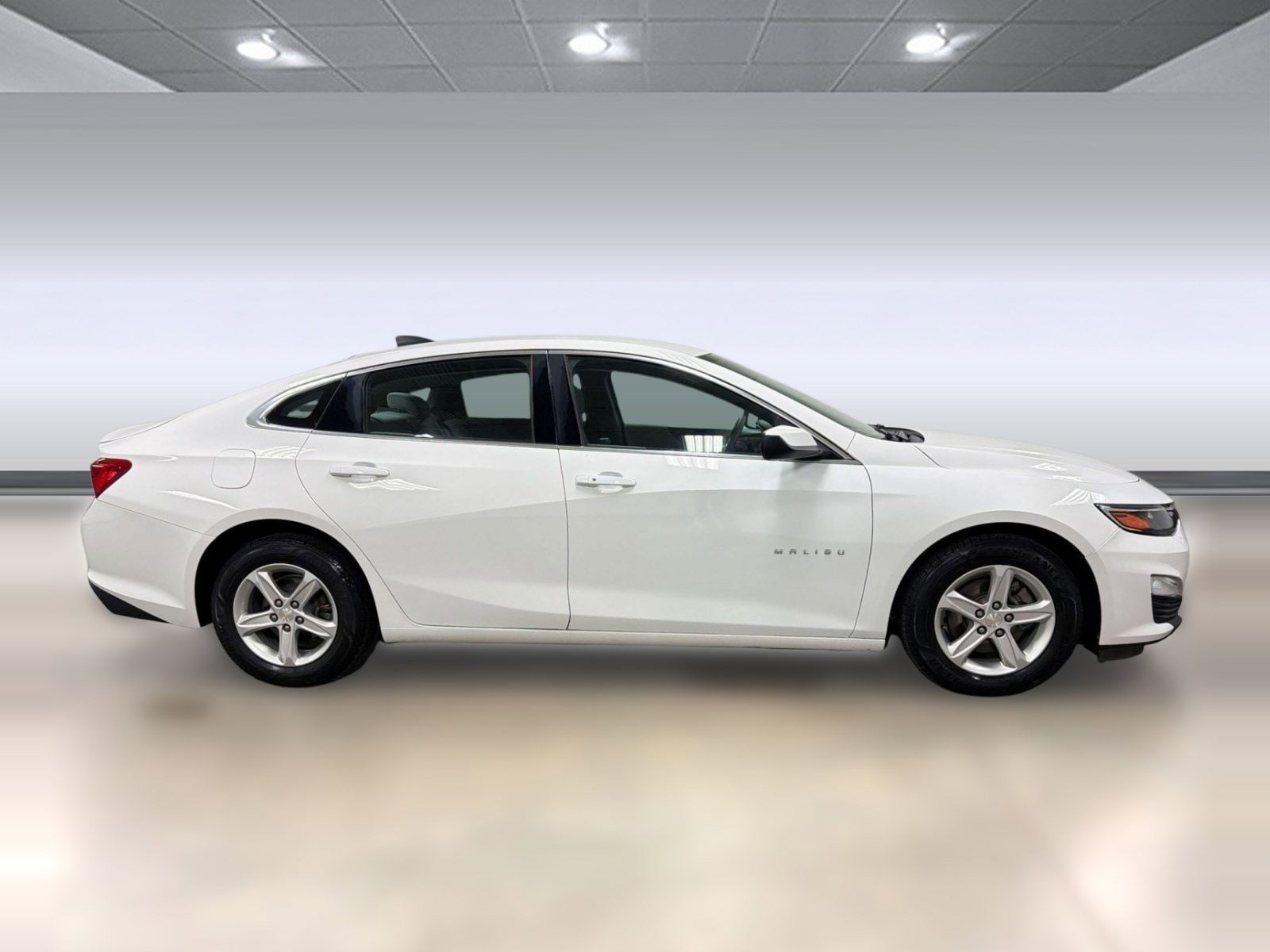 2020 Chevrolet Malibu LS photo 6