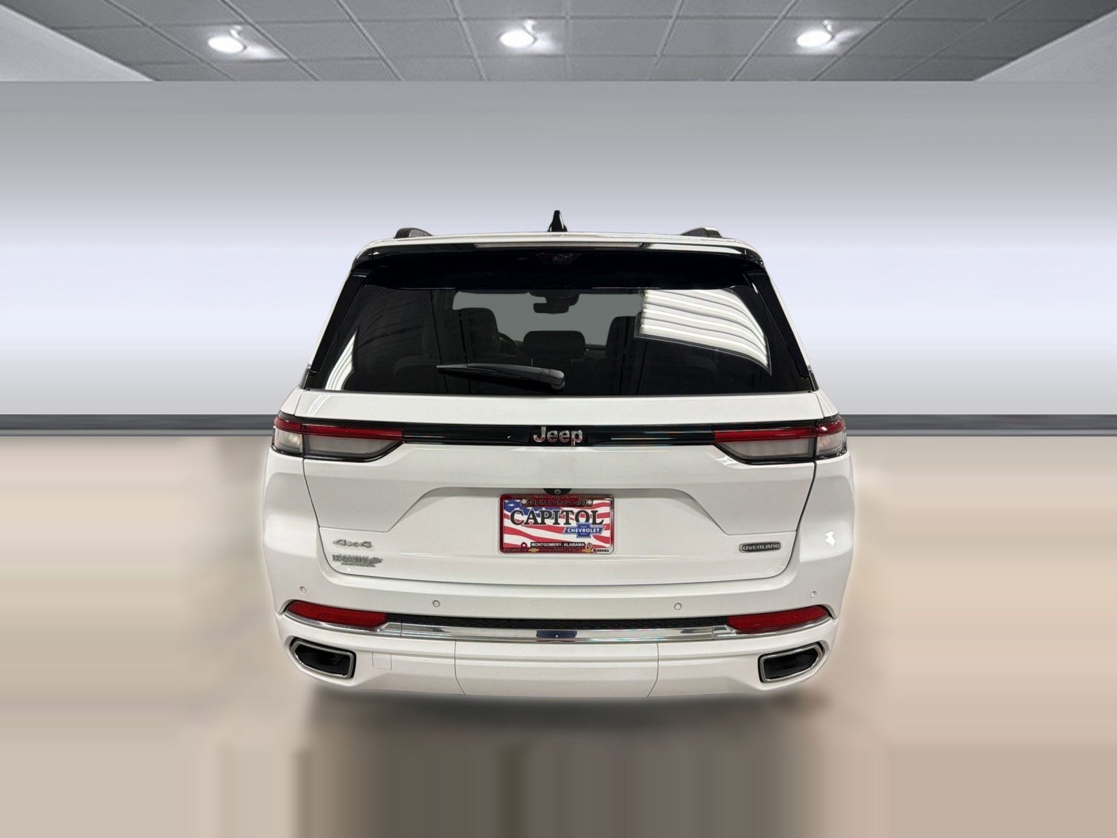 2023 Jeep Grand Cherokee Overland - Photo 9