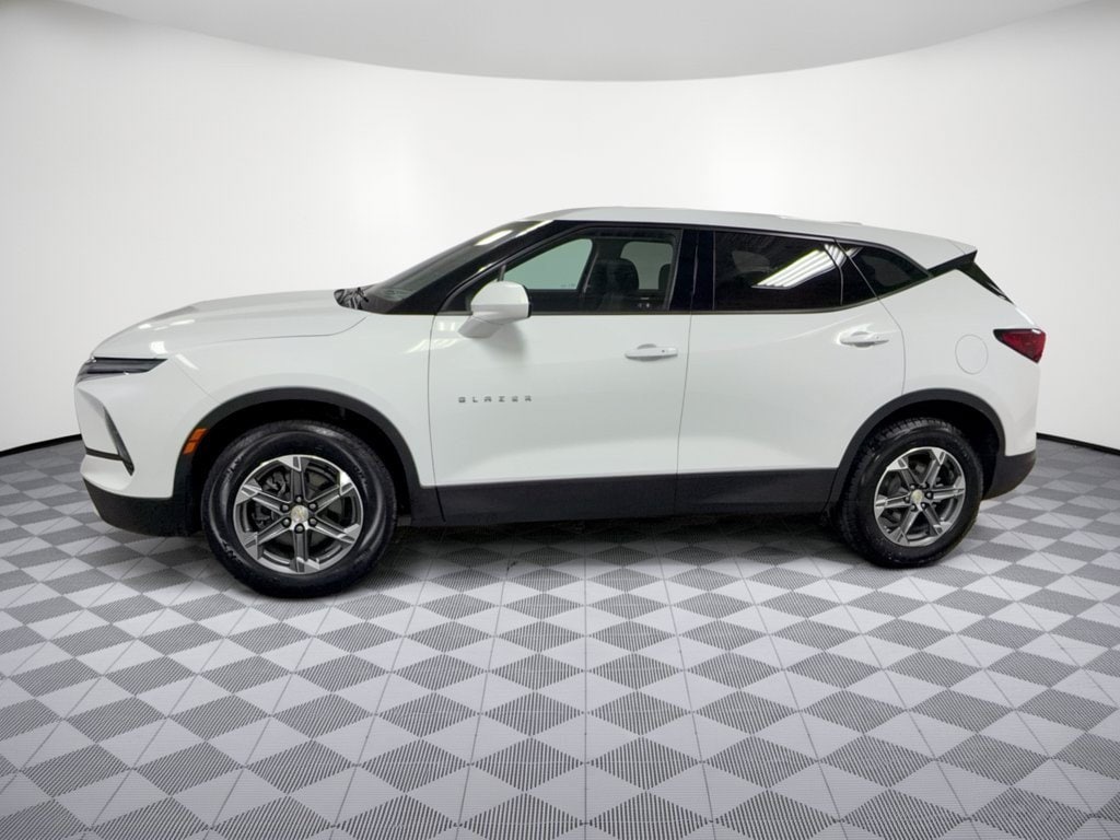 Used 2025 Chevrolet Blazer 2LT SUV