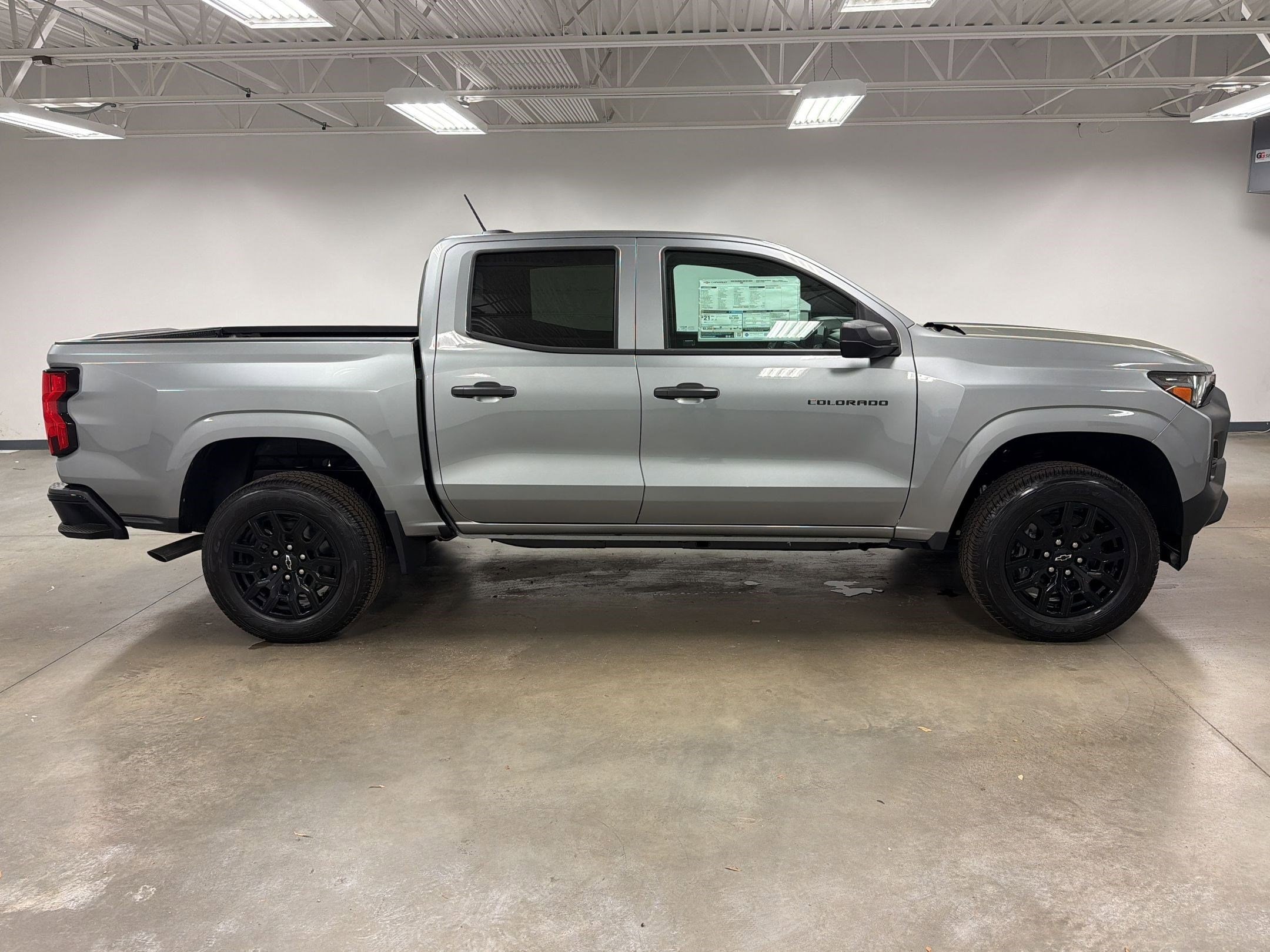 2026 Chevrolet Colorado WT photo 6