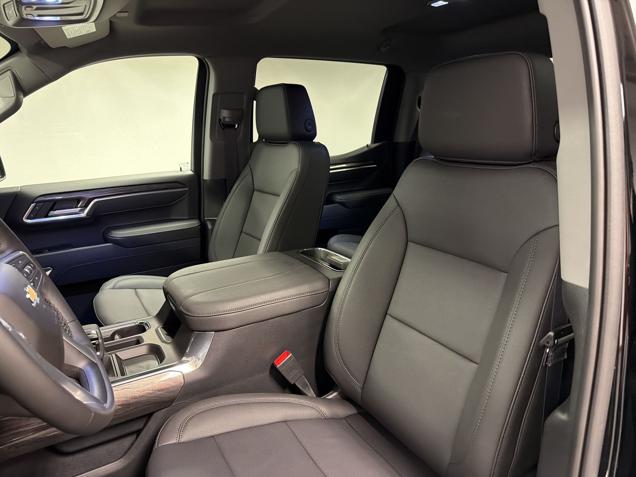 2026 Chevrolet Silverado 1500 LTZ - Photo 26