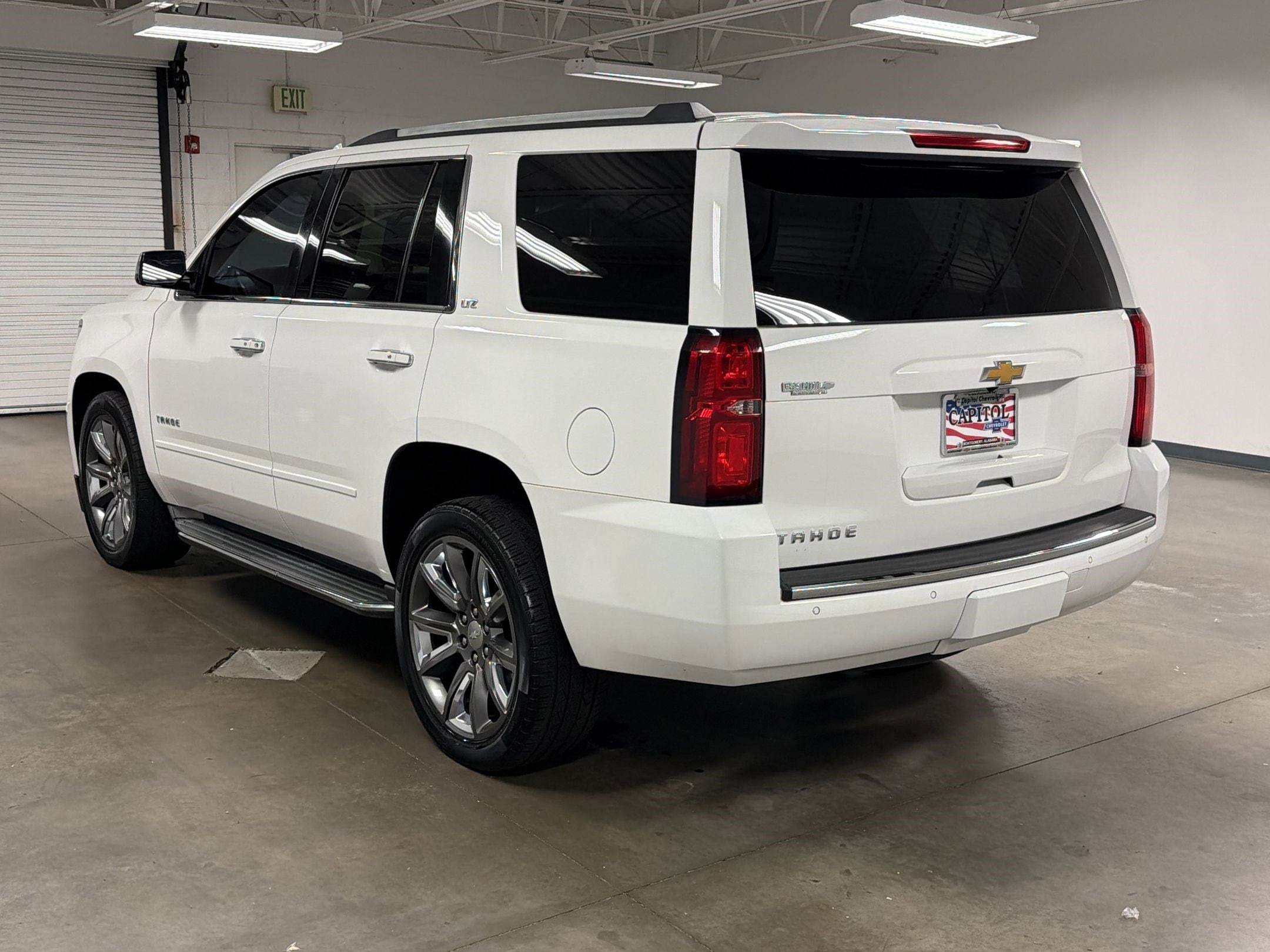 2015 Chevrolet Tahoe LTZ photo 2