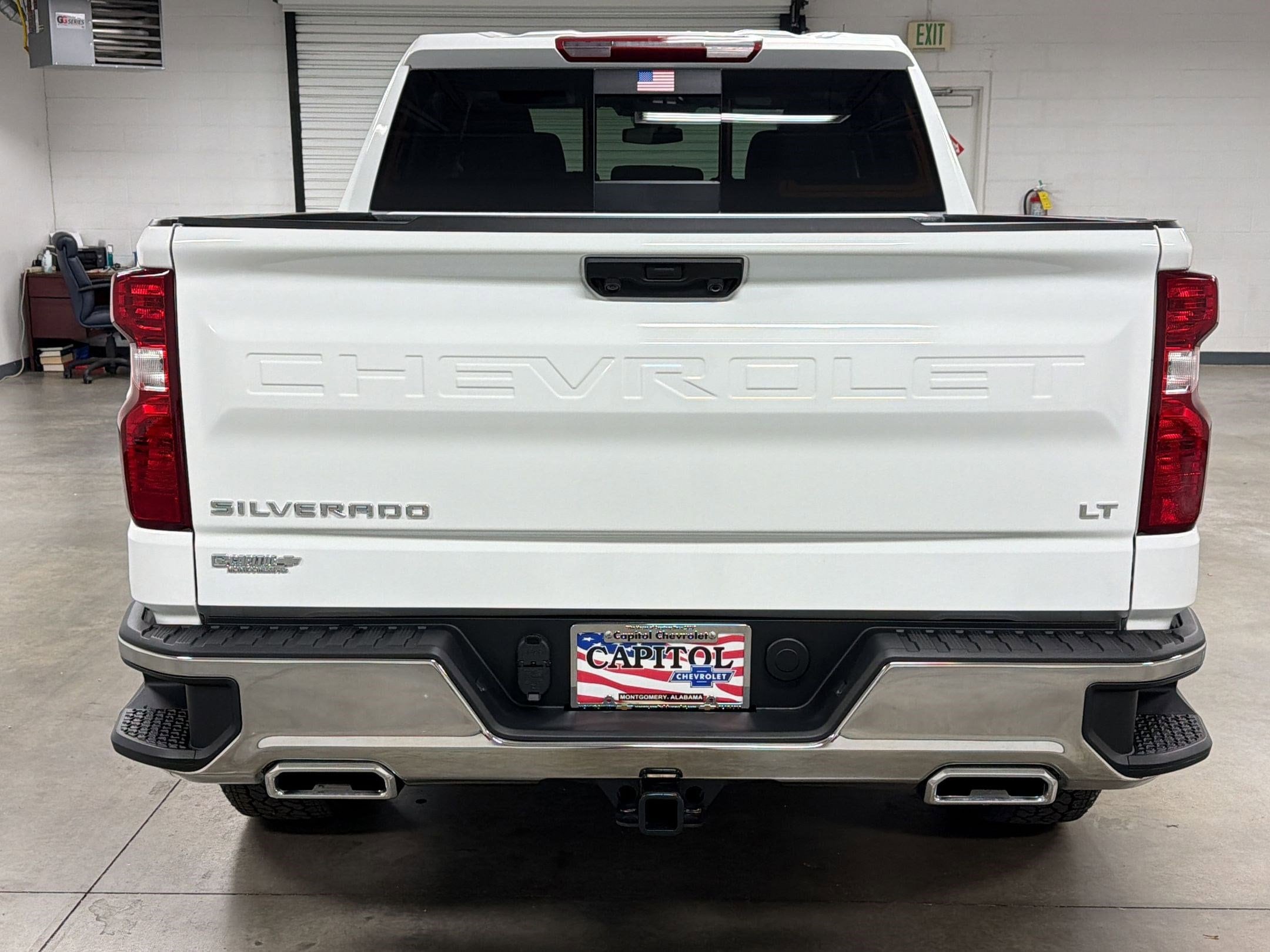 2026 Chevrolet Silverado 1500 LT photo 3