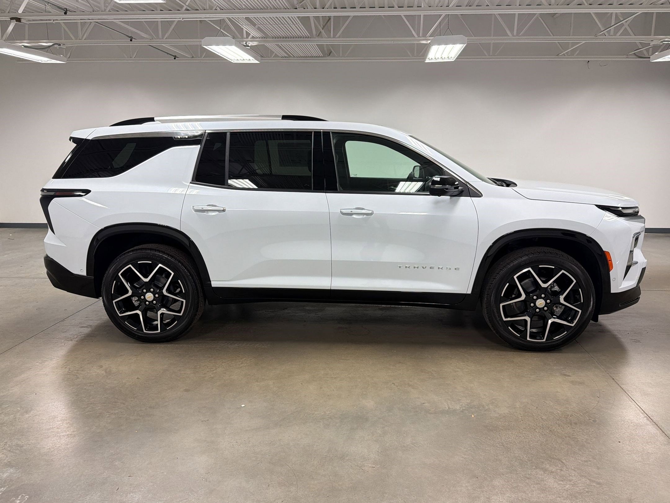 2026 Chevrolet Traverse High Country photo 6