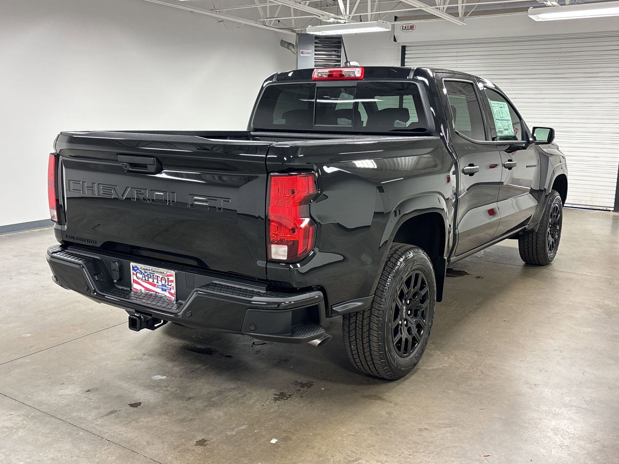 2026 Chevrolet Colorado WT photo 3