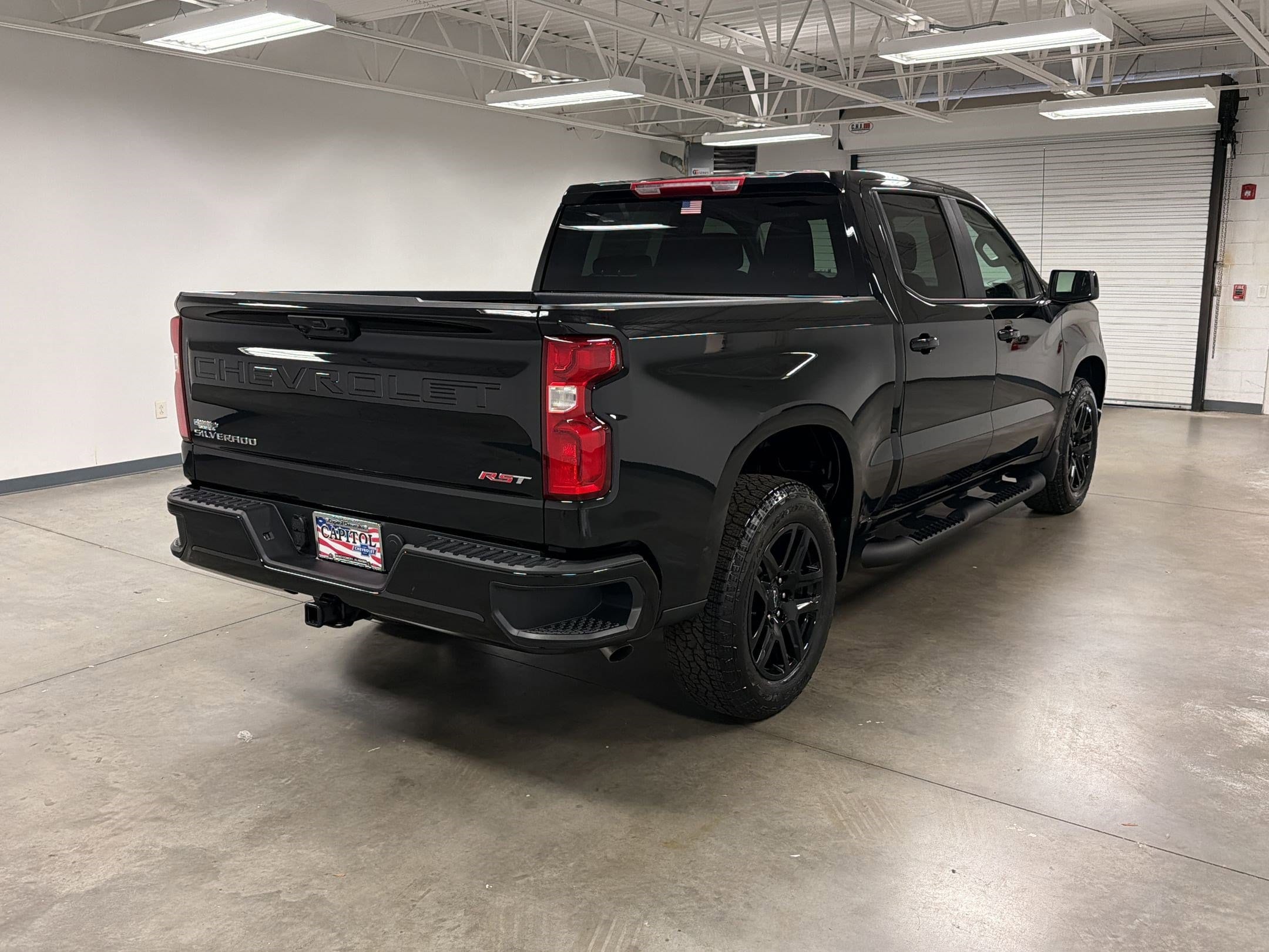 2026 Chevrolet Silverado 1500 RST photo 3