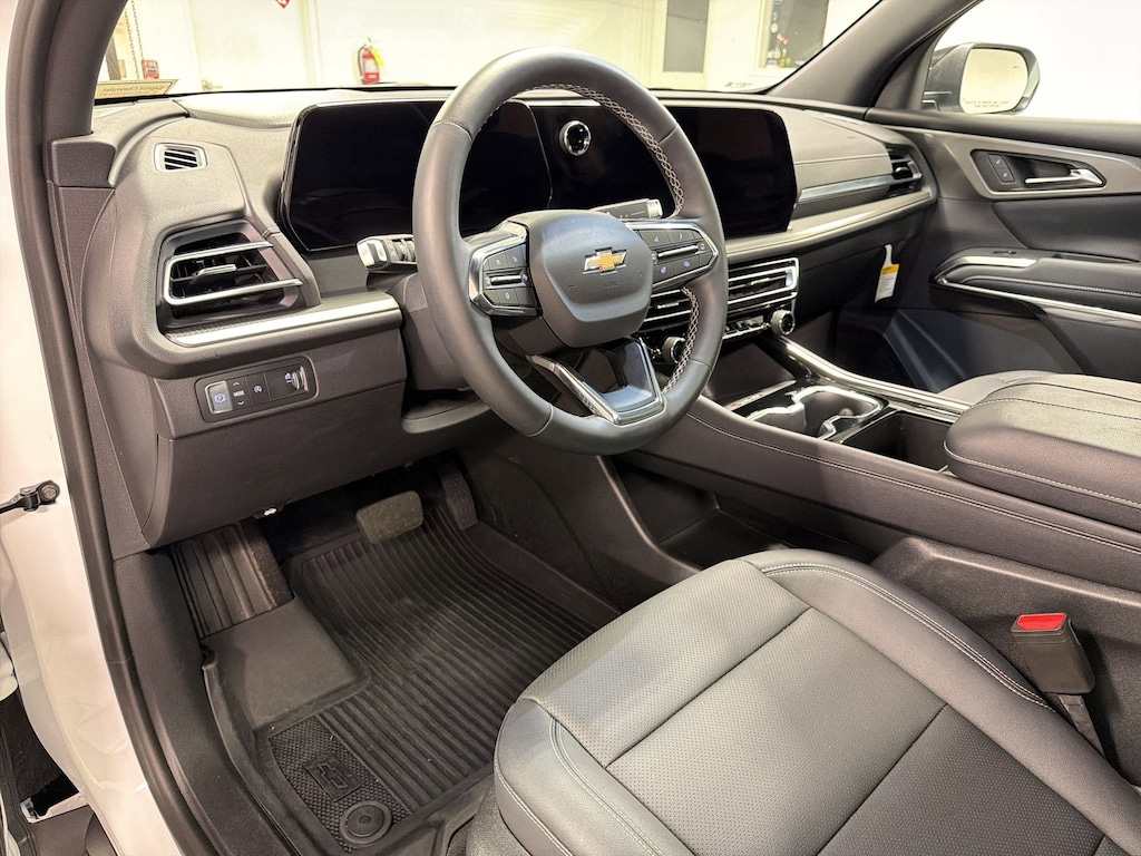 New 2026 Chevrolet Traverse LT SUV