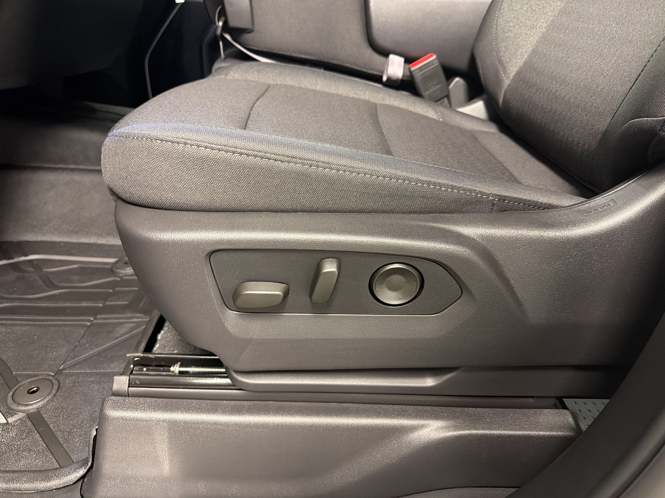 2026 Chevrolet Silverado 1500 RST - Photo 13