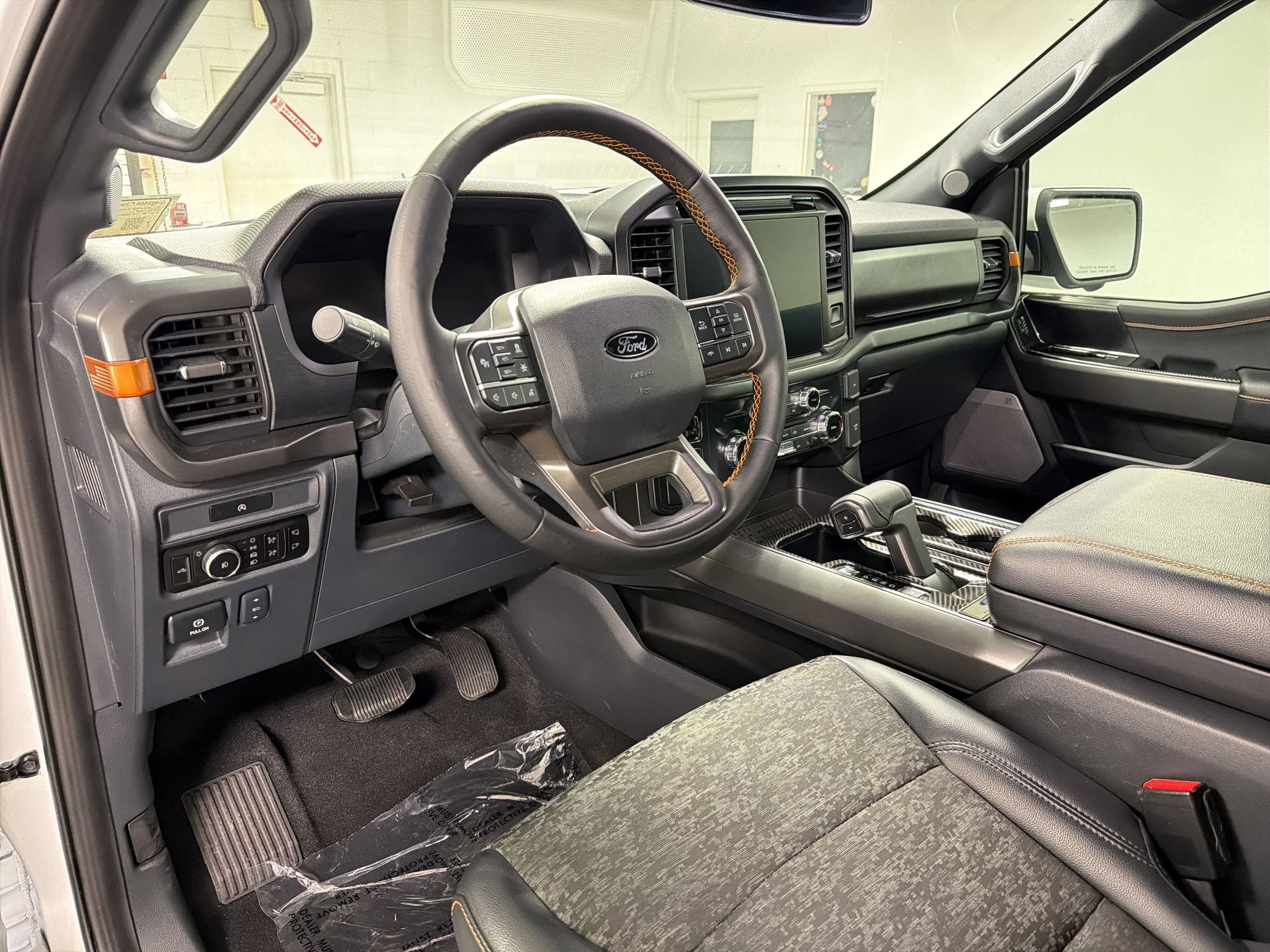 2025 Ford F-150 Tremor photo 2