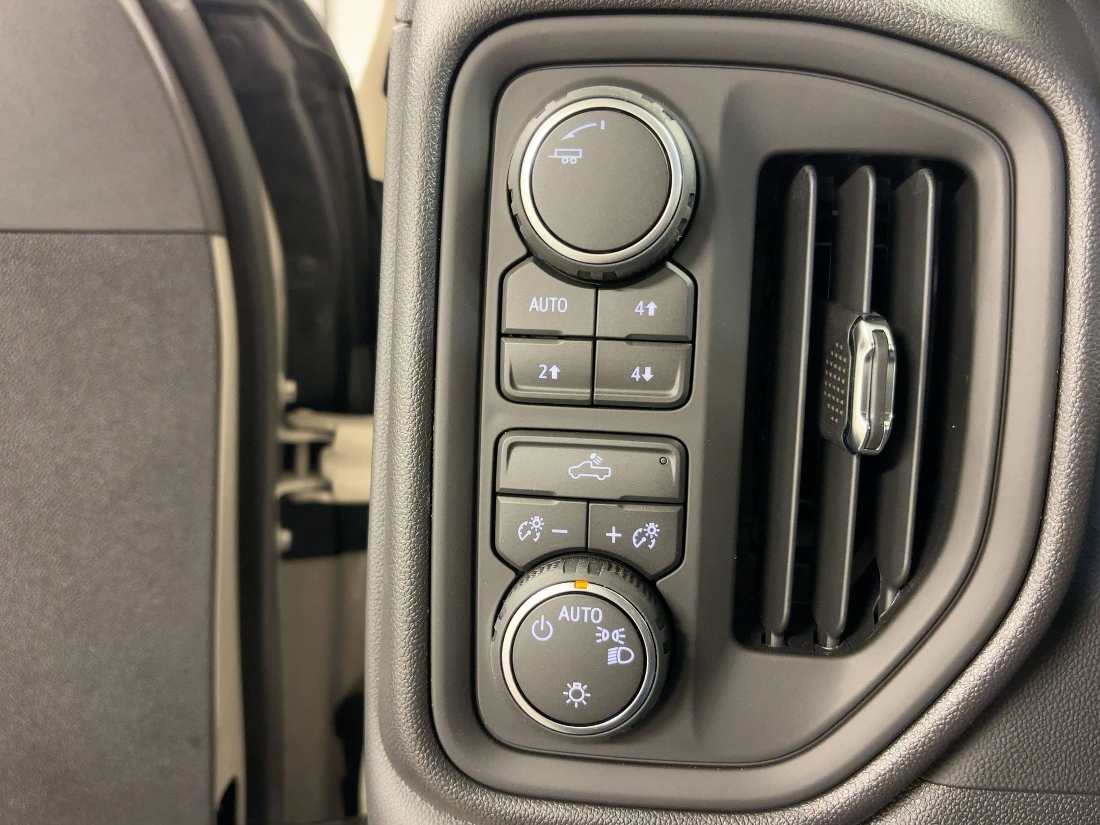 2026 Chevrolet Silverado 1500 Custom Trail Boss - Photo 26