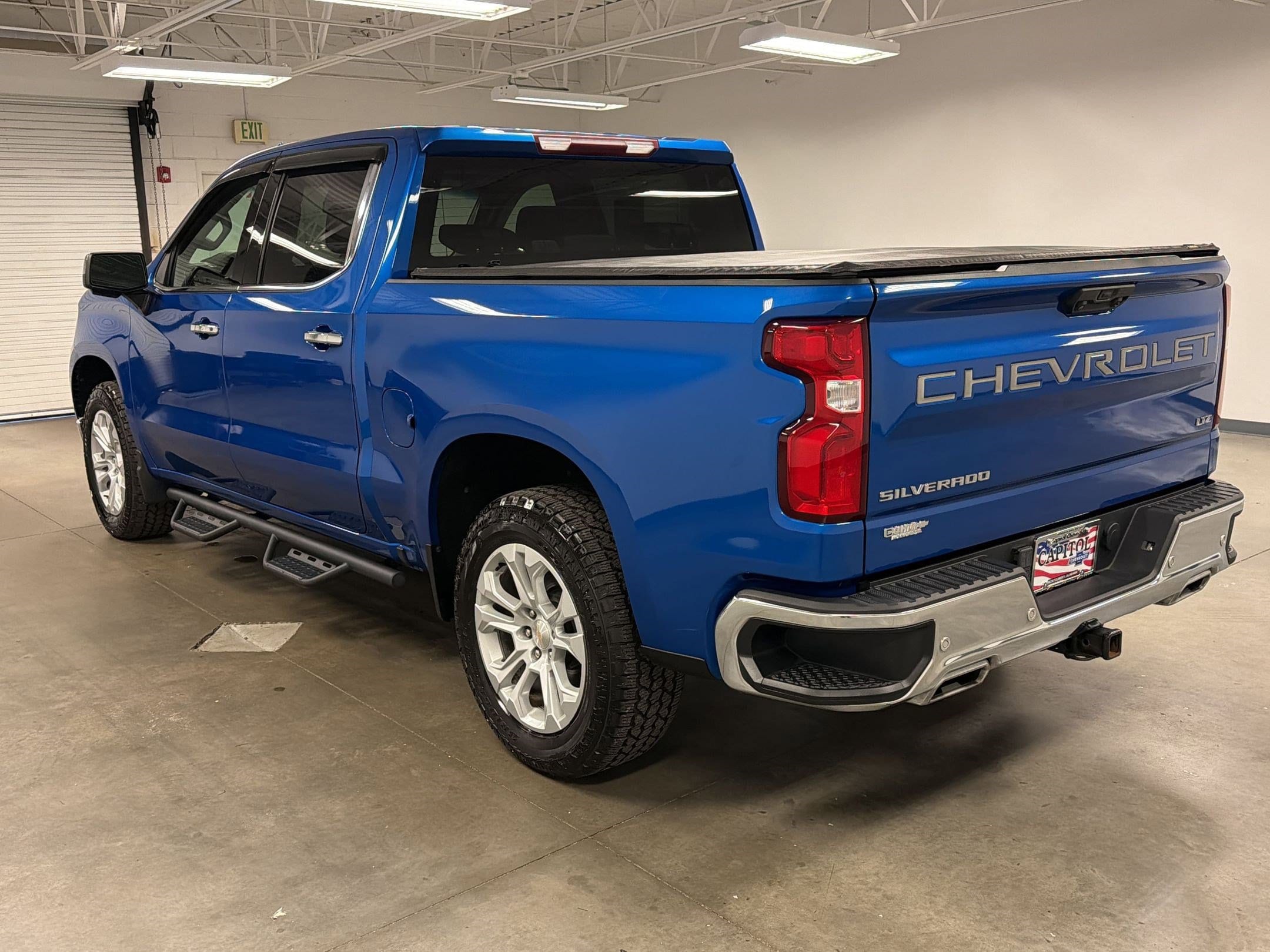 2022 Chevrolet Silverado 1500 LTZ photo 2