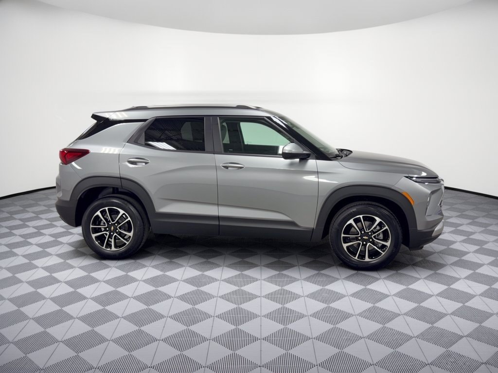2026 Chevrolet Trailblazer LT - Photo 8