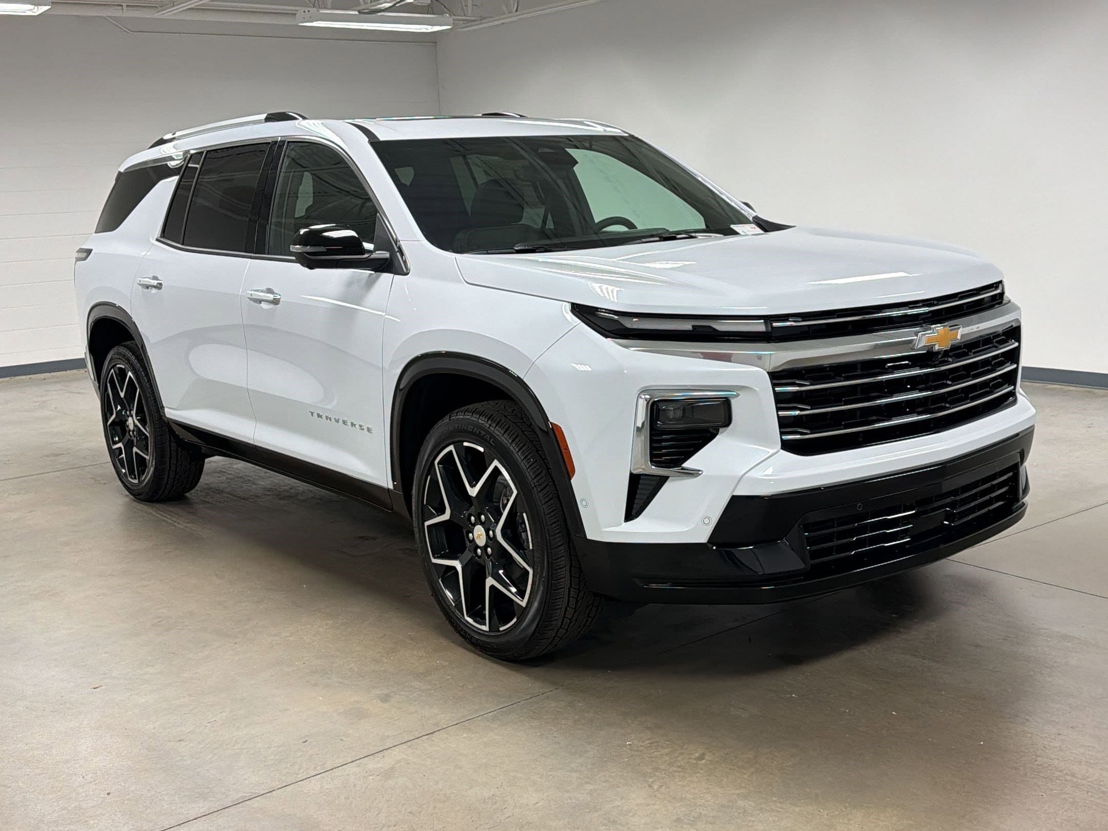 2026 Chevrolet Traverse High Country photo 5