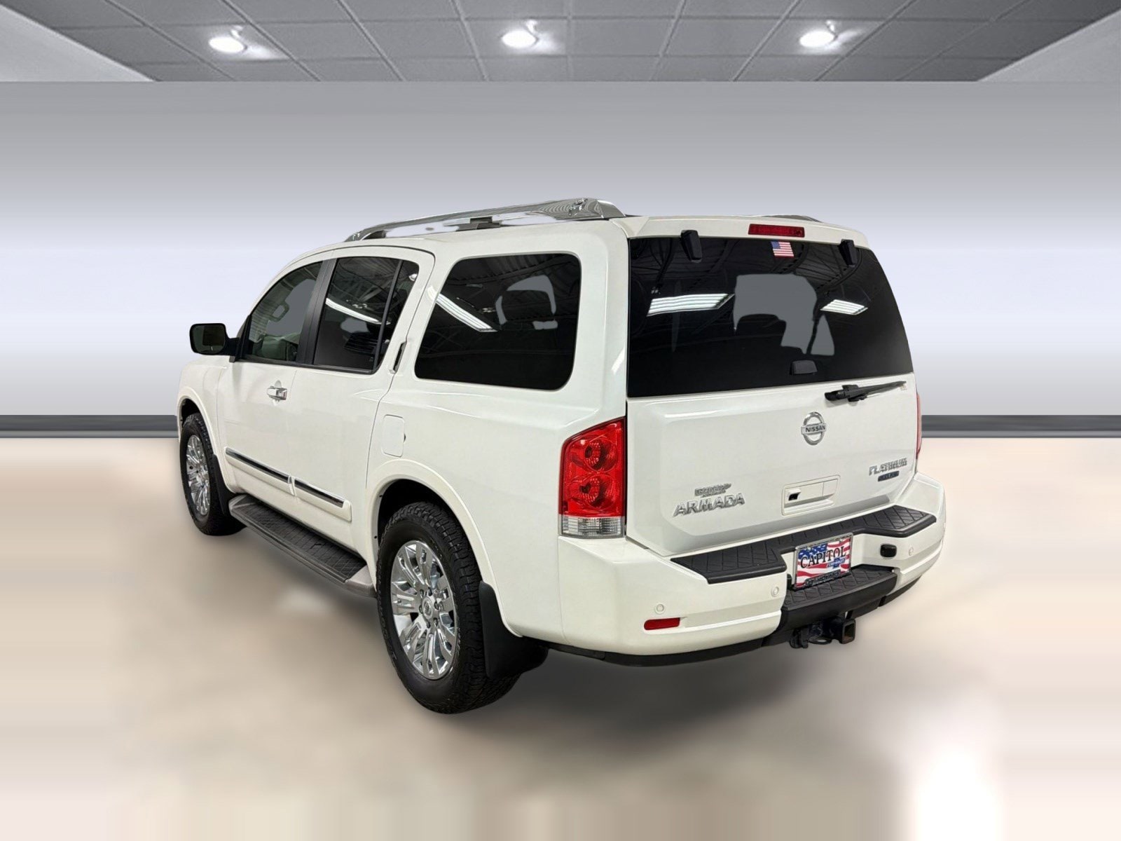 2015 Nissan Armada Platinum photo 2