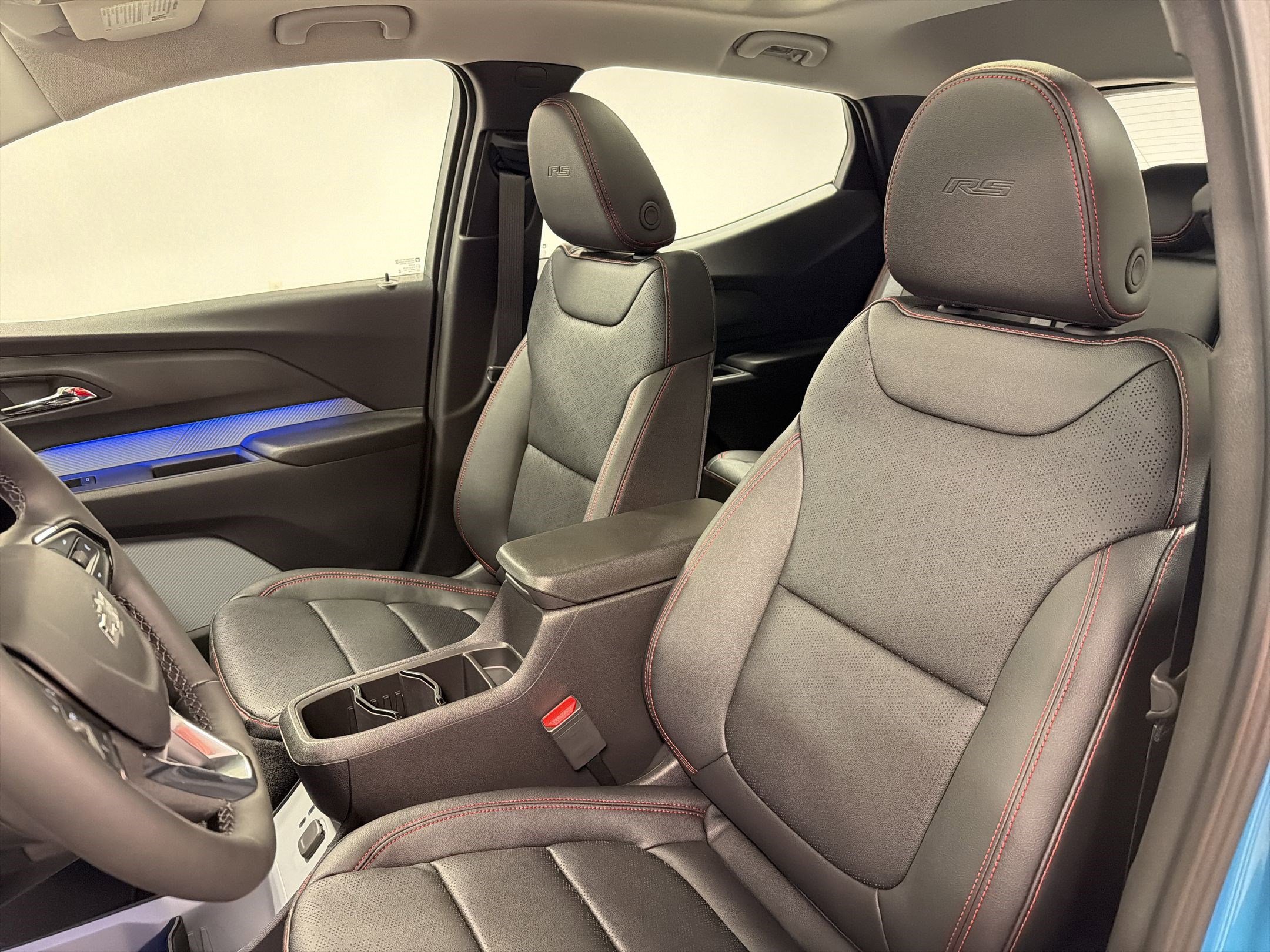 2027 Chevrolet Bolt RS - Photo 23