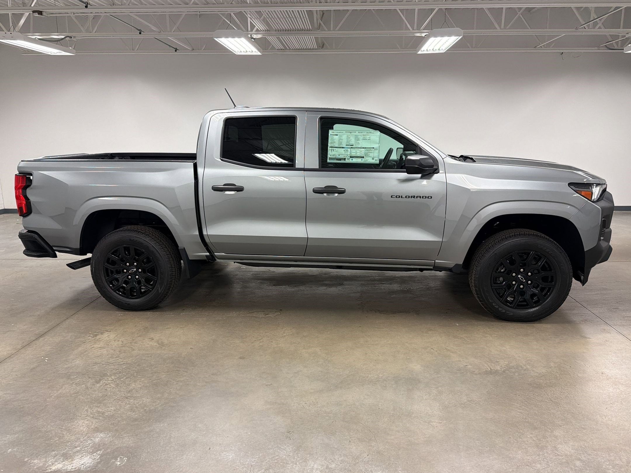 2026 Chevrolet Colorado WT photo 6