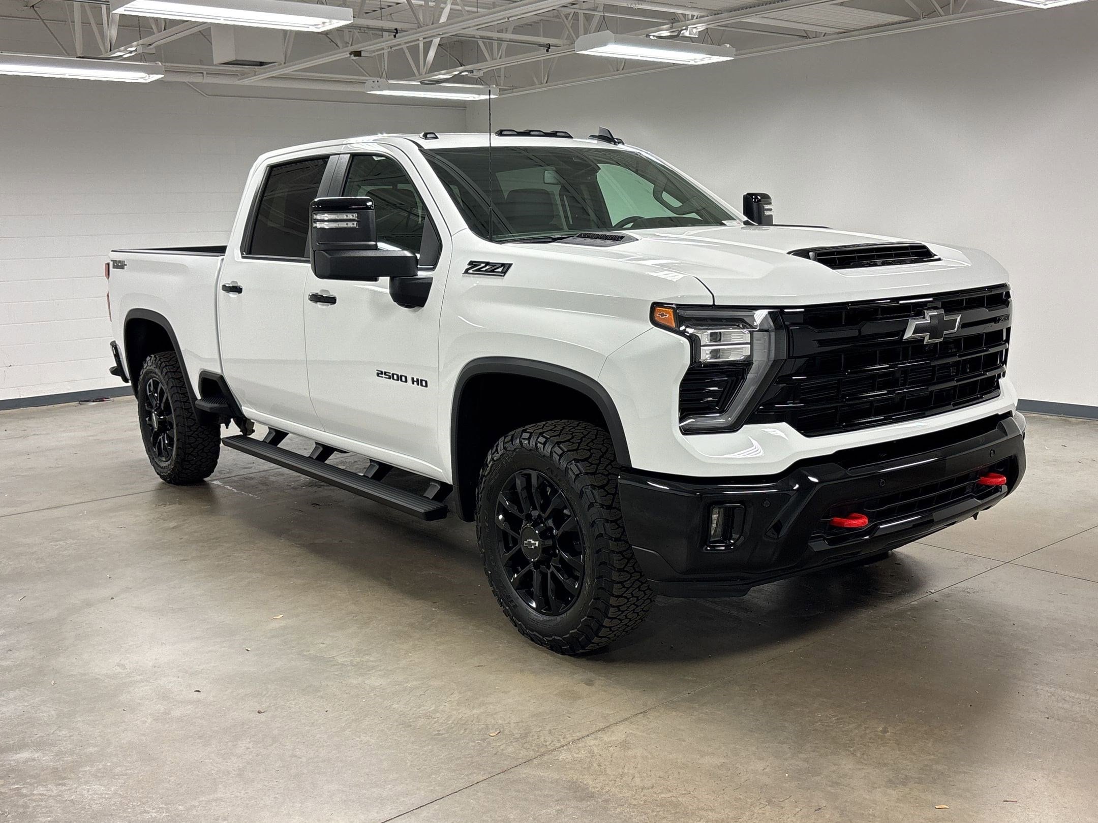 2026 Chevrolet Silverado 2500 HD LT photo 4