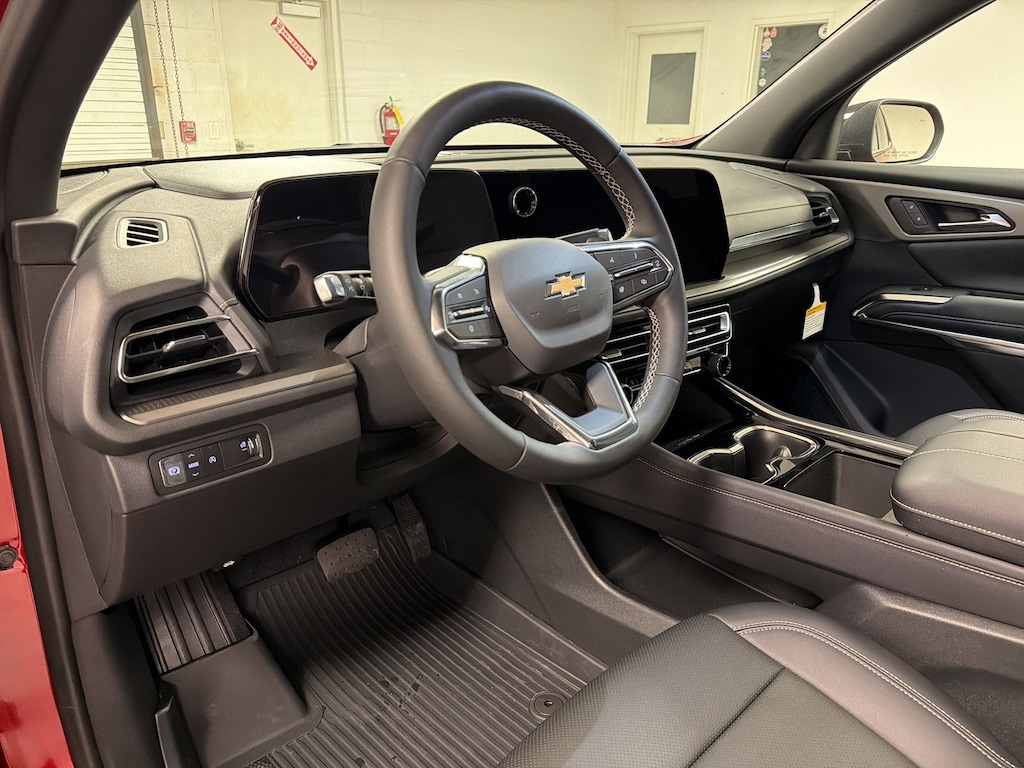 New 2026 Chevrolet Traverse LT SUV