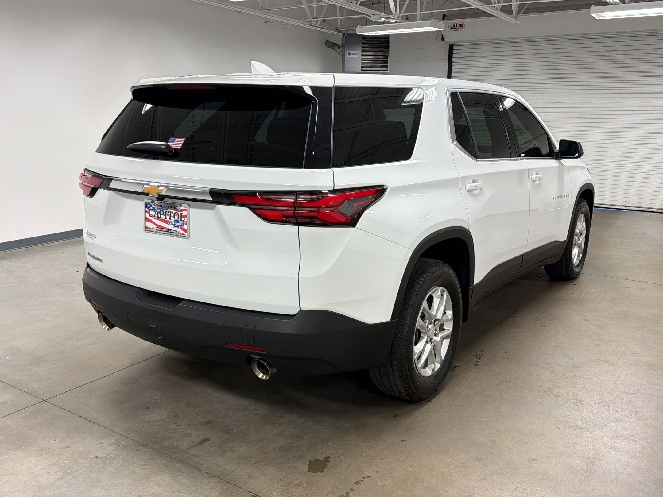 2022 Chevrolet Traverse LS photo 6