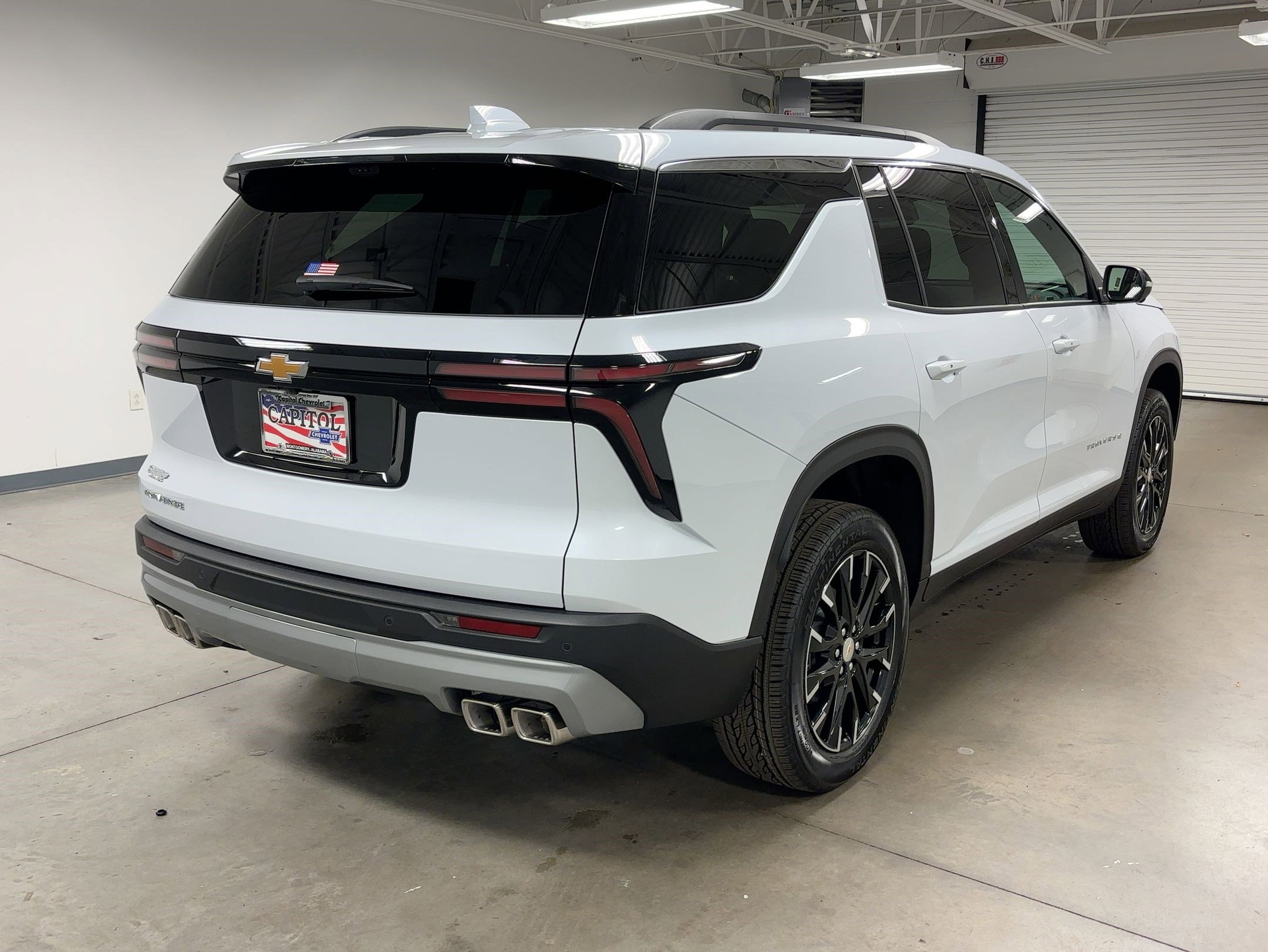 2026 Chevrolet Traverse LT photo 6