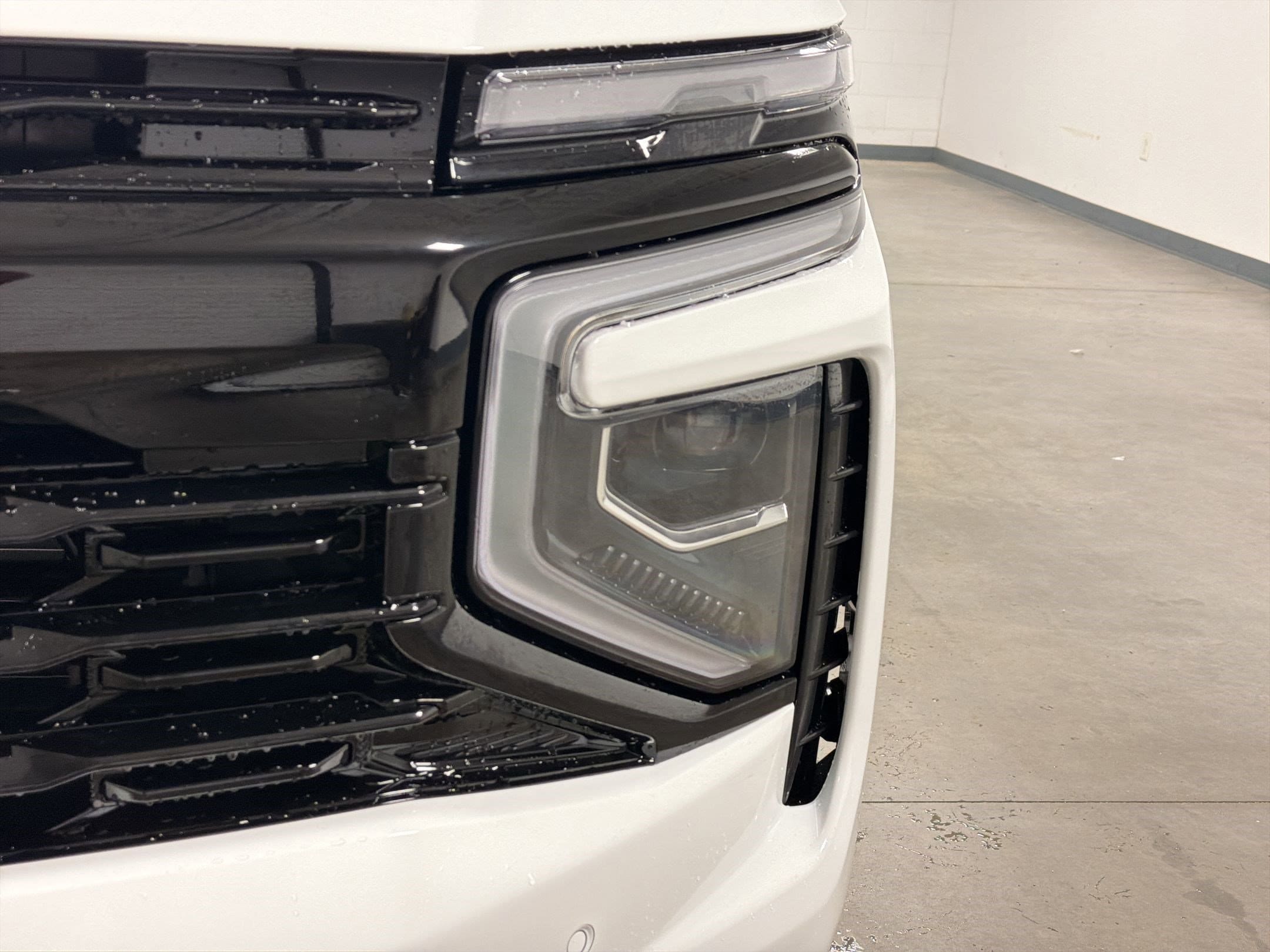 2026 Chevrolet Tahoe RST - Photo 9