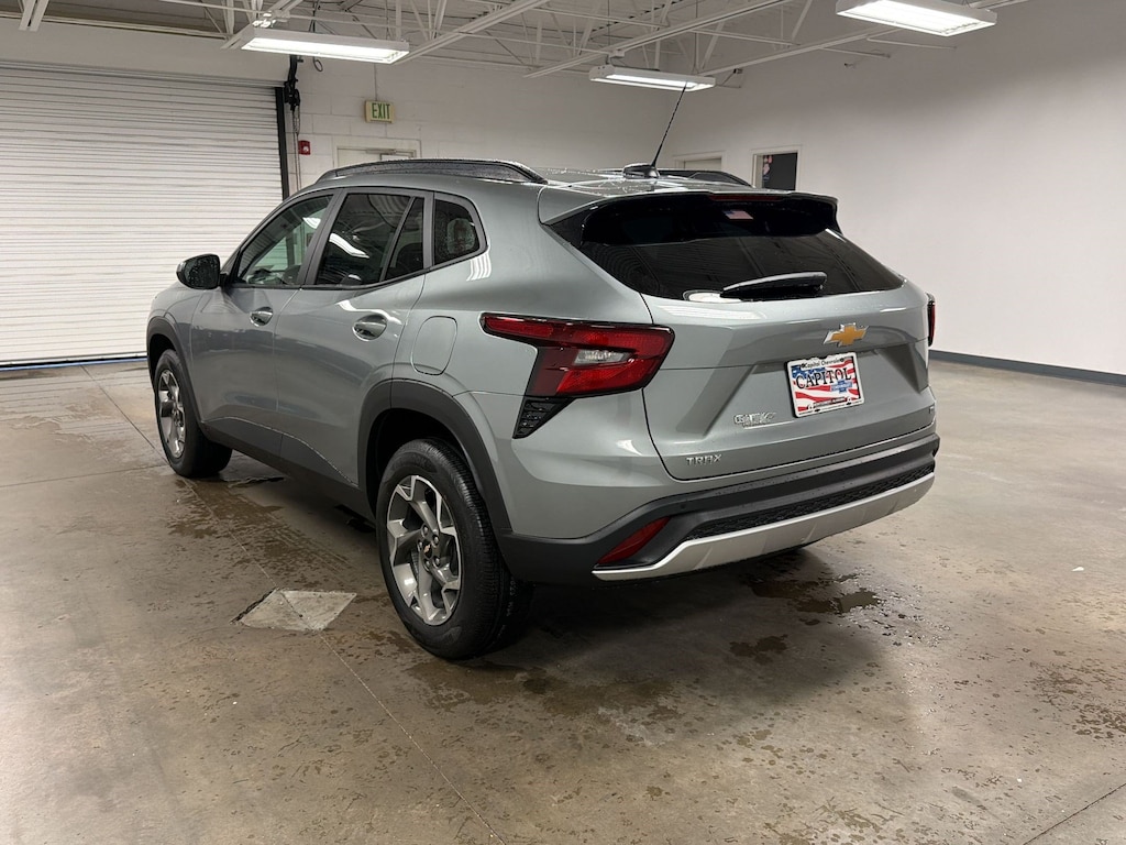 New 2026 Chevrolet Trax LT SUV