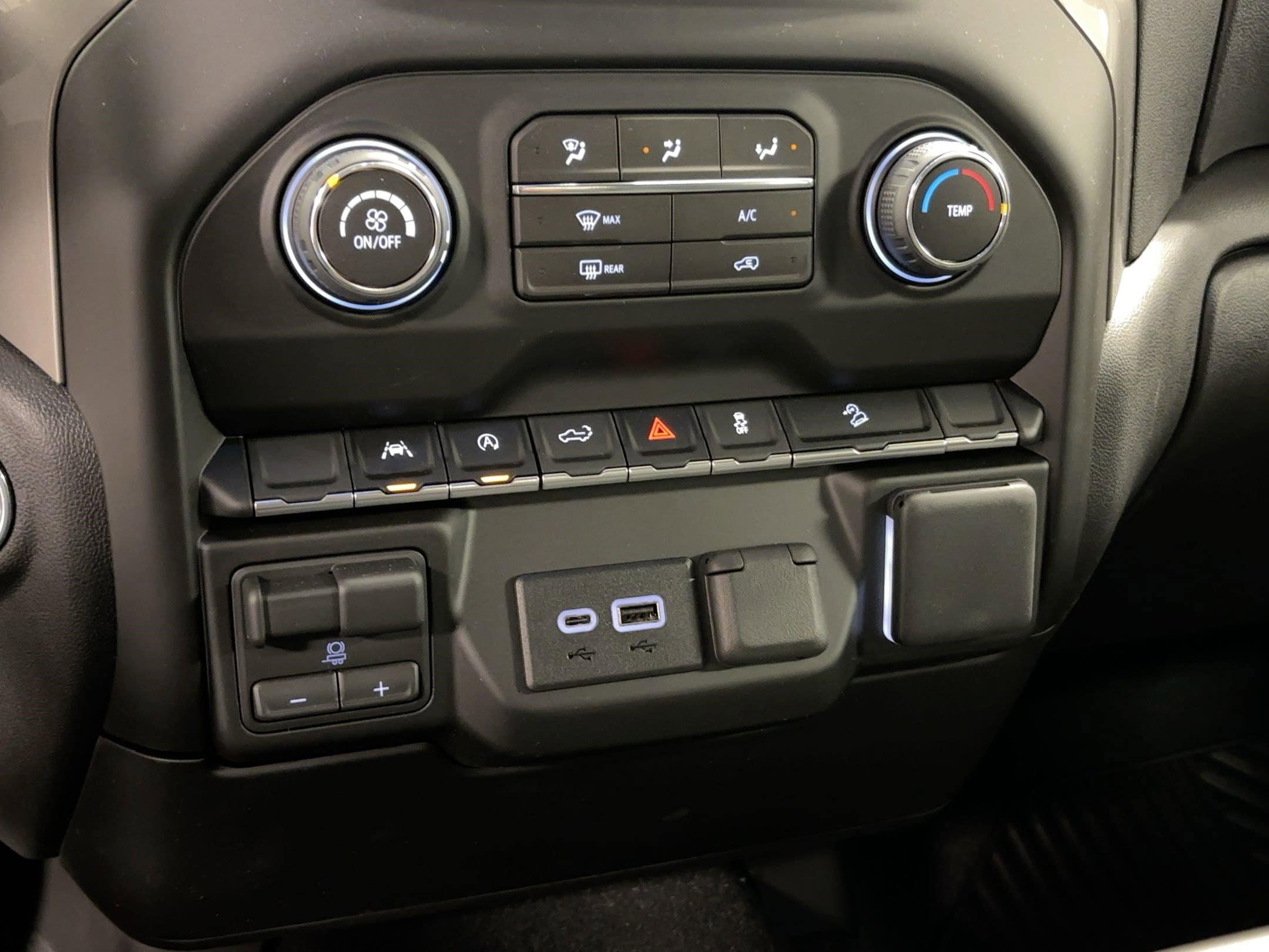 2026 Chevrolet Silverado 1500 Custom Trail Boss - Photo 15