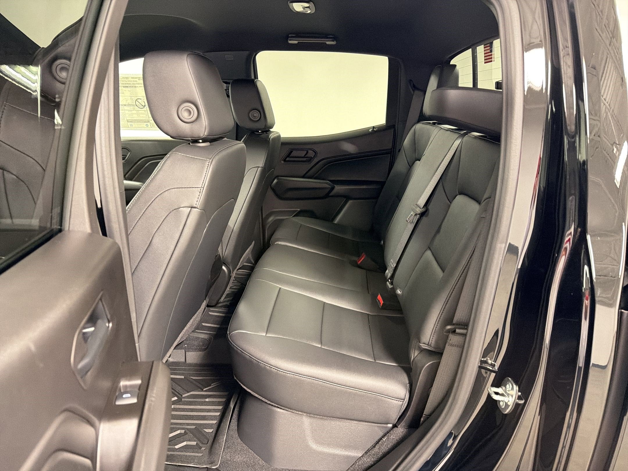 2026 Chevrolet Colorado Trail Boss - Photo 14