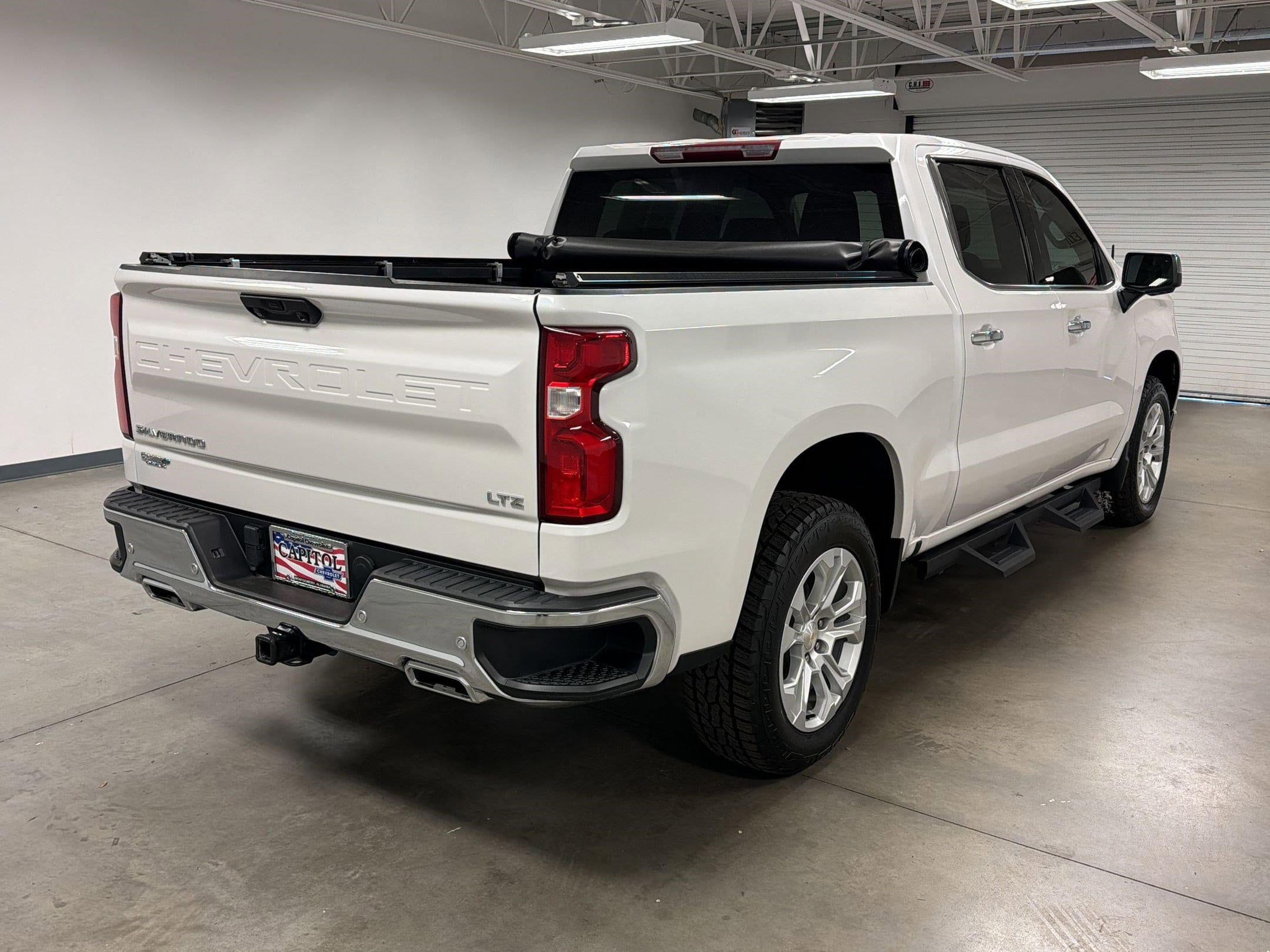 2023 Chevrolet Silverado 1500 LTZ photo 6
