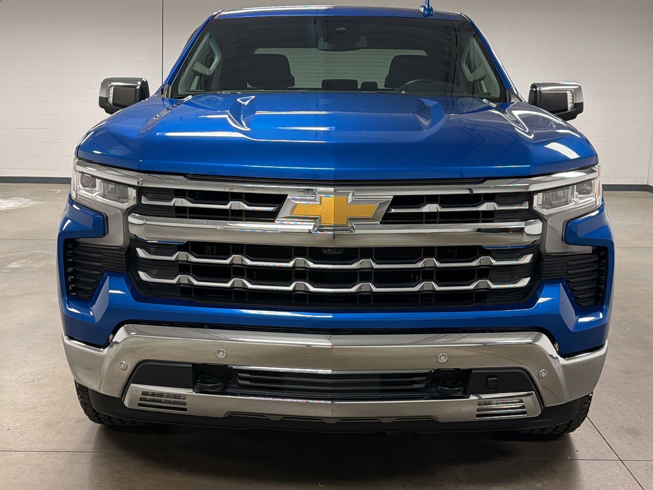 2022 Chevrolet Silverado 1500 LTZ photo 4