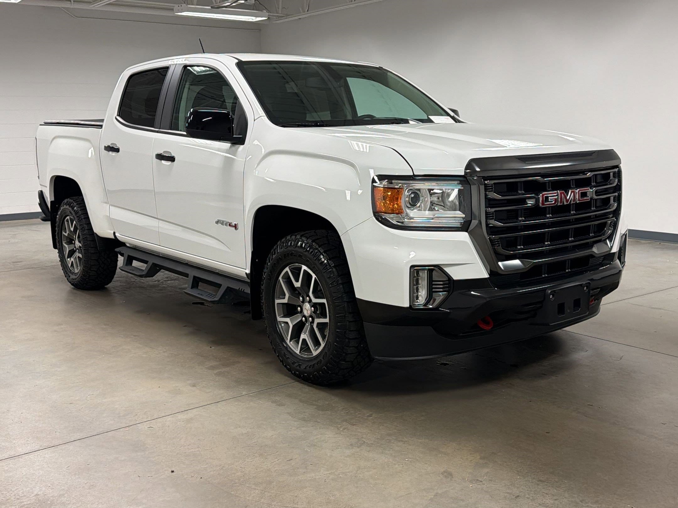 2022 GMC Canyon AT4 - Leather photo 5