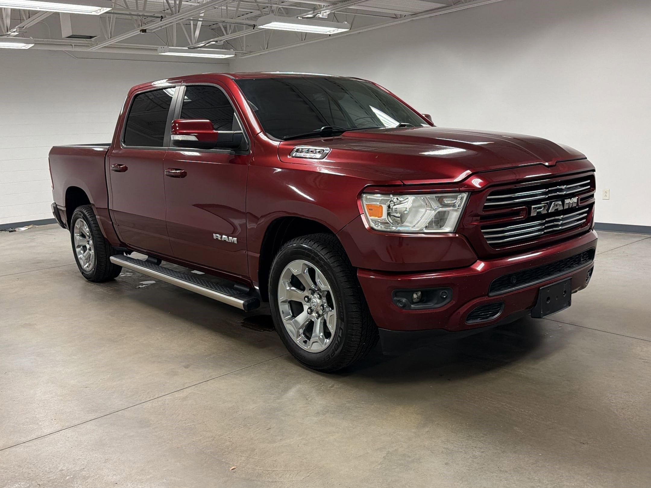 2019 Ram 1500 Big Horn/Lone Star Crew Cab 4x2 57 Box photo 5