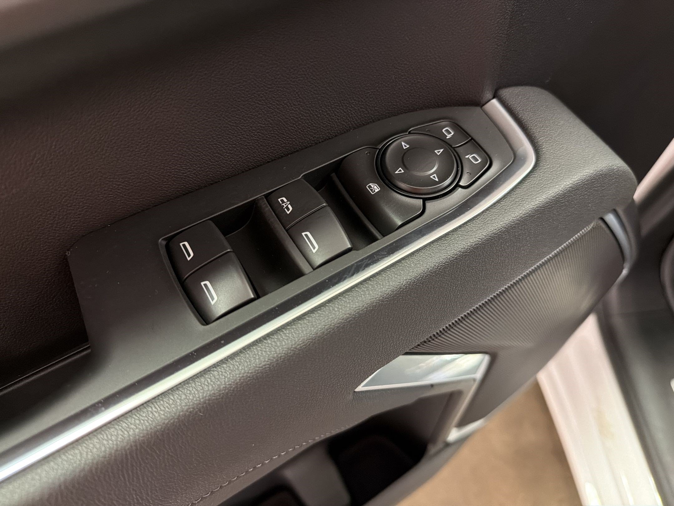 2026 Chevrolet Silverado 1500 LT - Photo 12