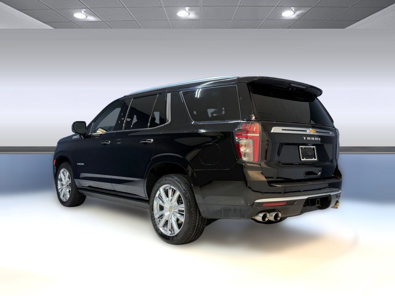 2023 Chevrolet Tahoe High Country photo 2