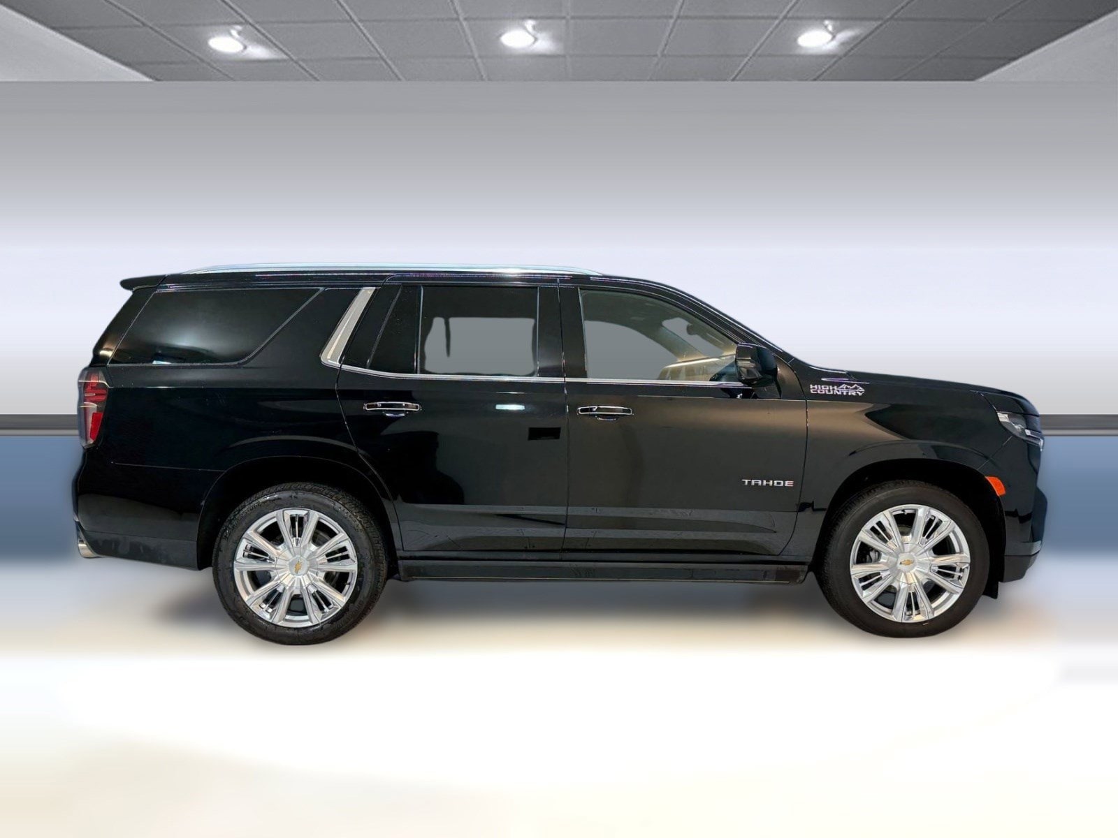 2023 Chevrolet Tahoe High Country photo 3